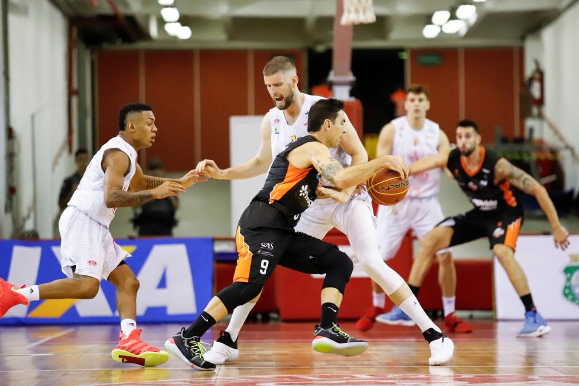 NBB: Basquete Cearense x Paulistano