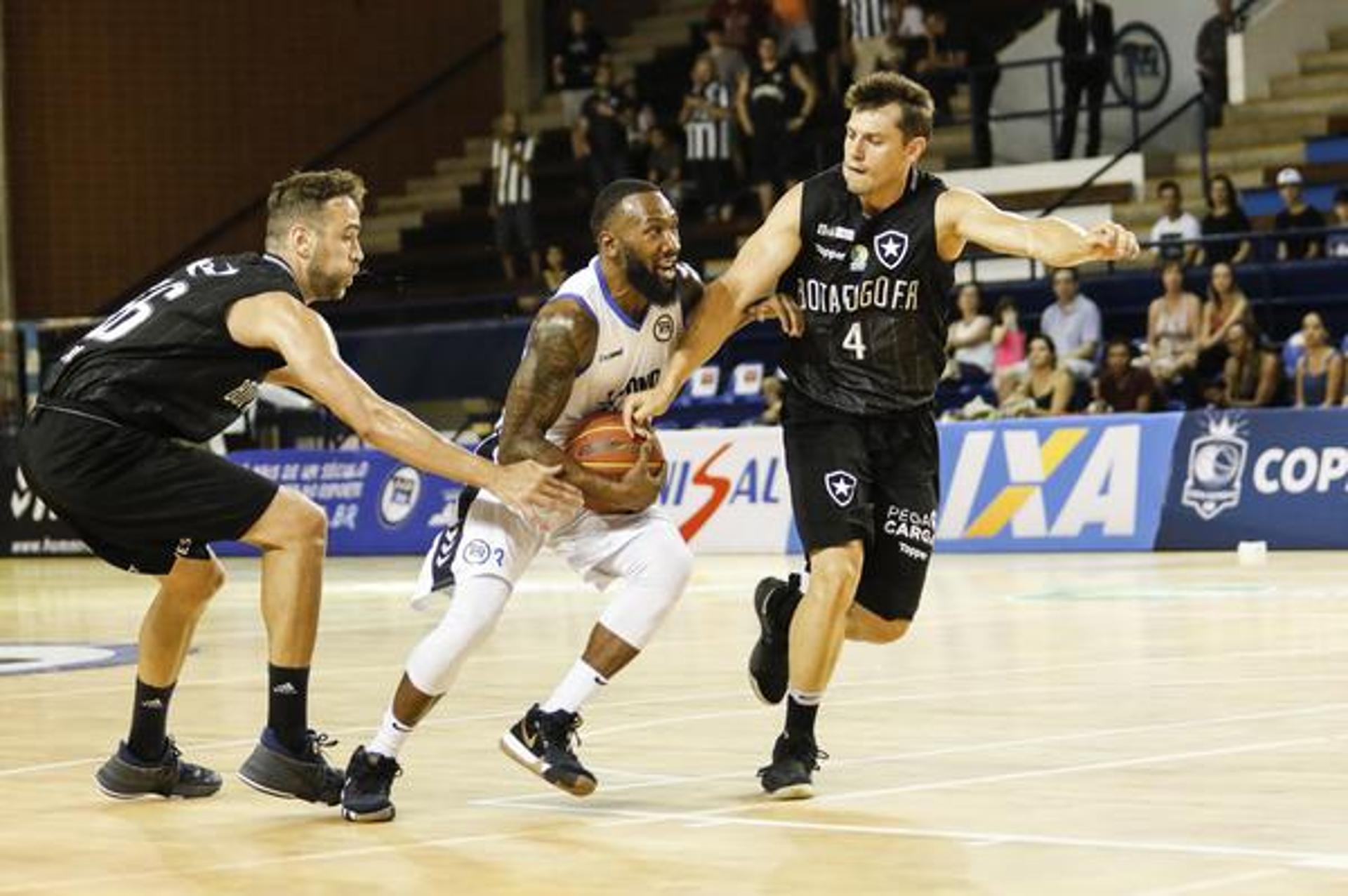 Pinheiros e Botafogo abrirão as quartas do NBB CAIXA