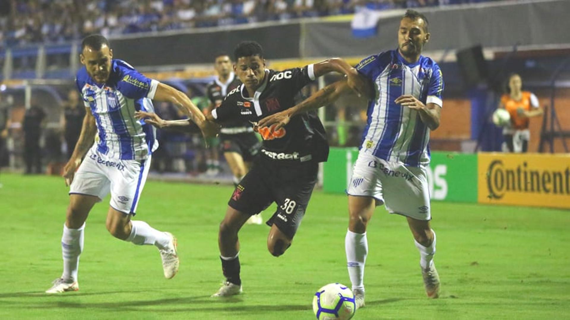 Avaí x Vasco marrony