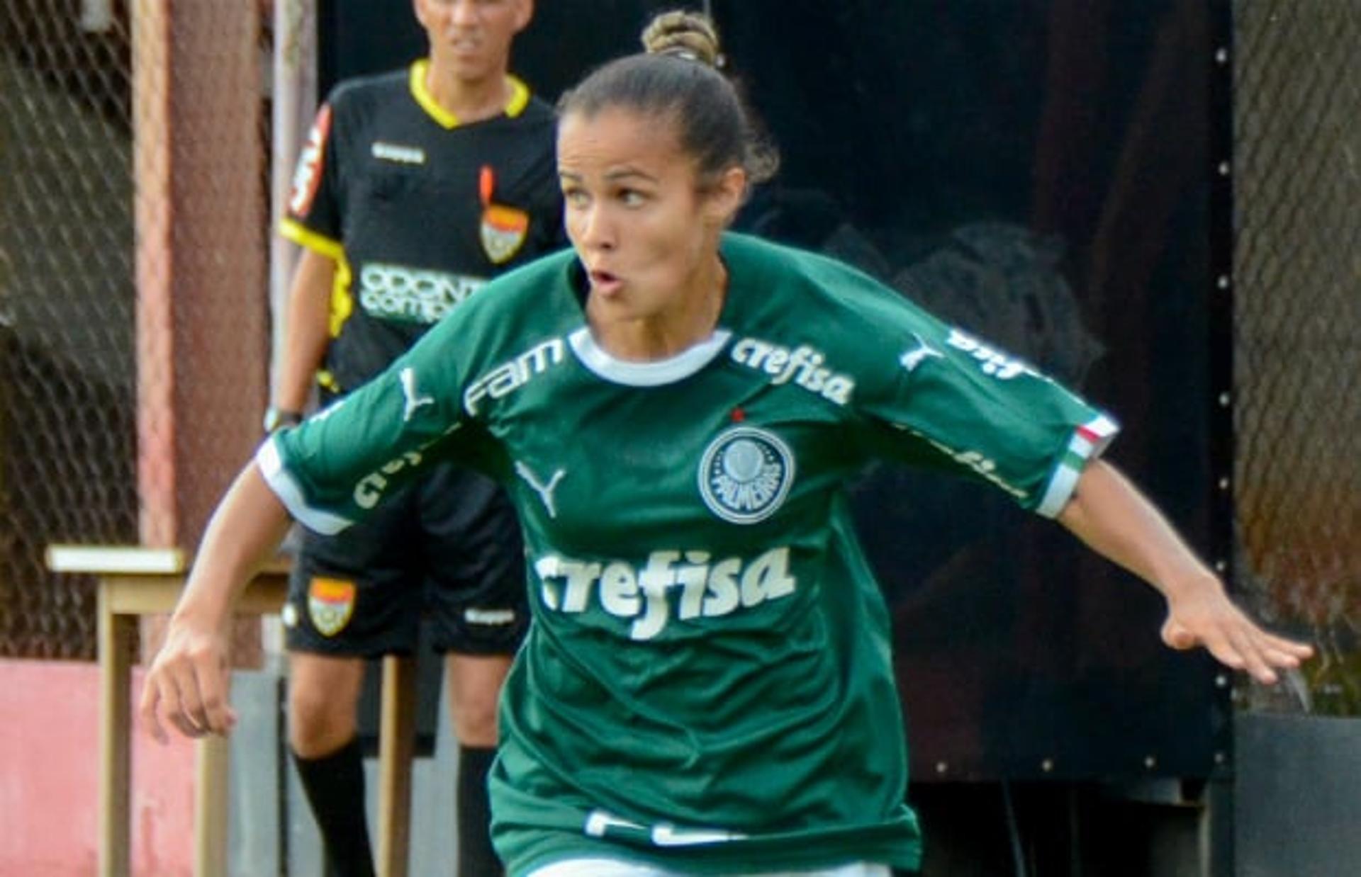 Mônica fez dois gols na vitória por 3 a 1 do Palmeiras em Franca