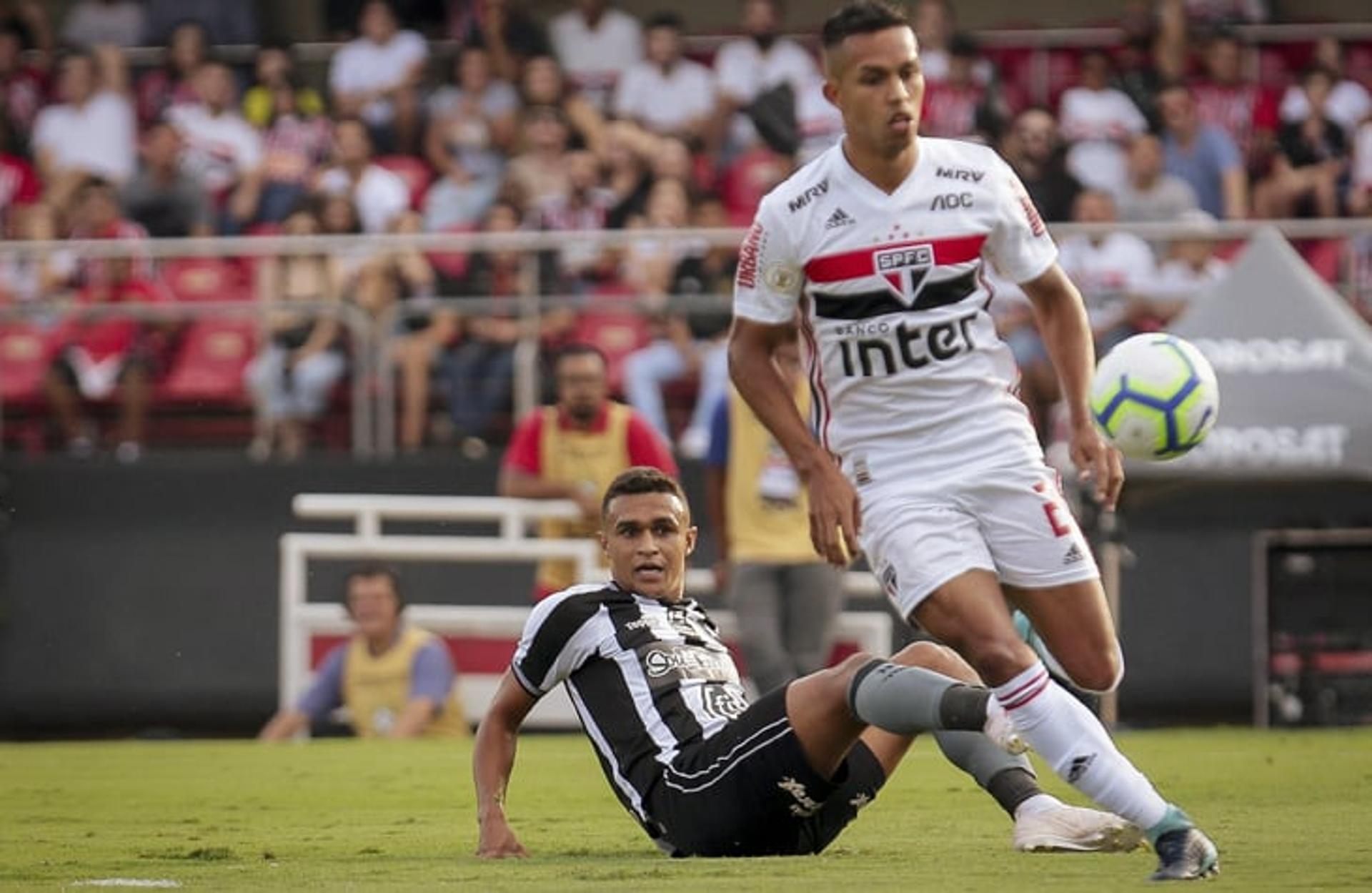 São Paulo x Botafogo - Erik