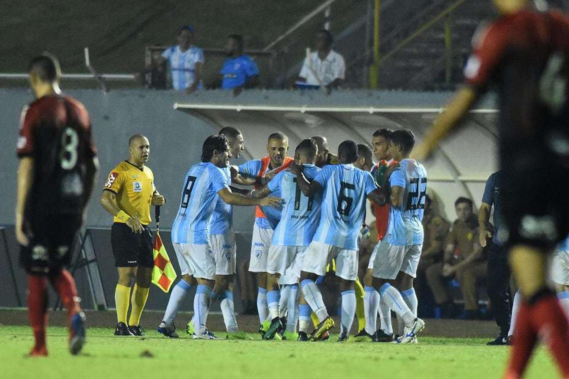 Londrina x Brasil de Pelotas