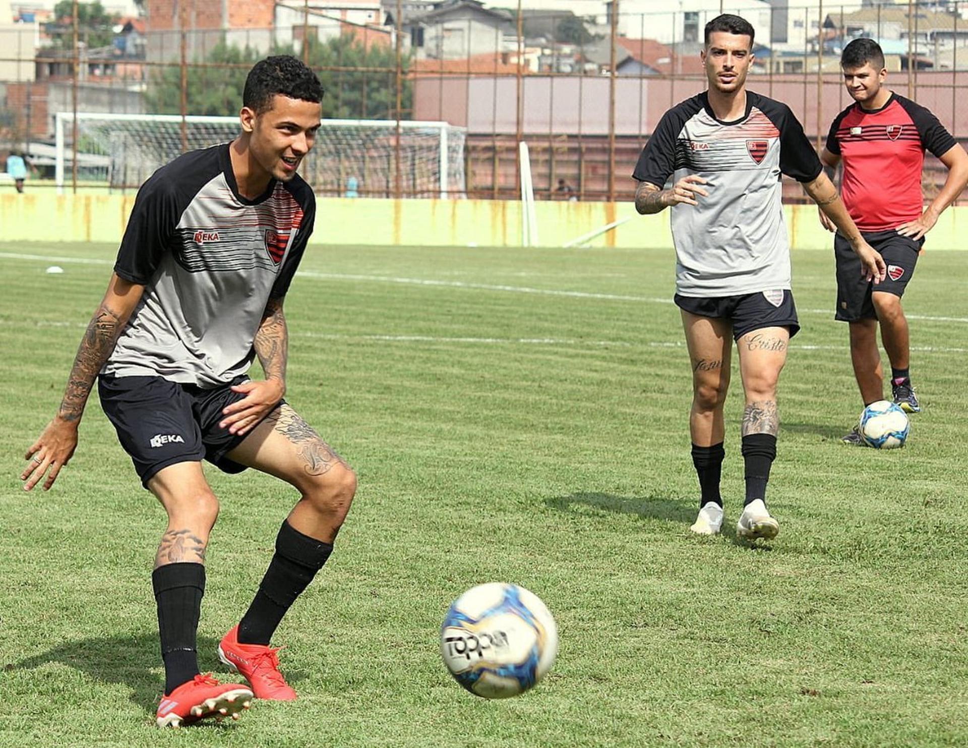 Jogardor já treina com o time de Barueri