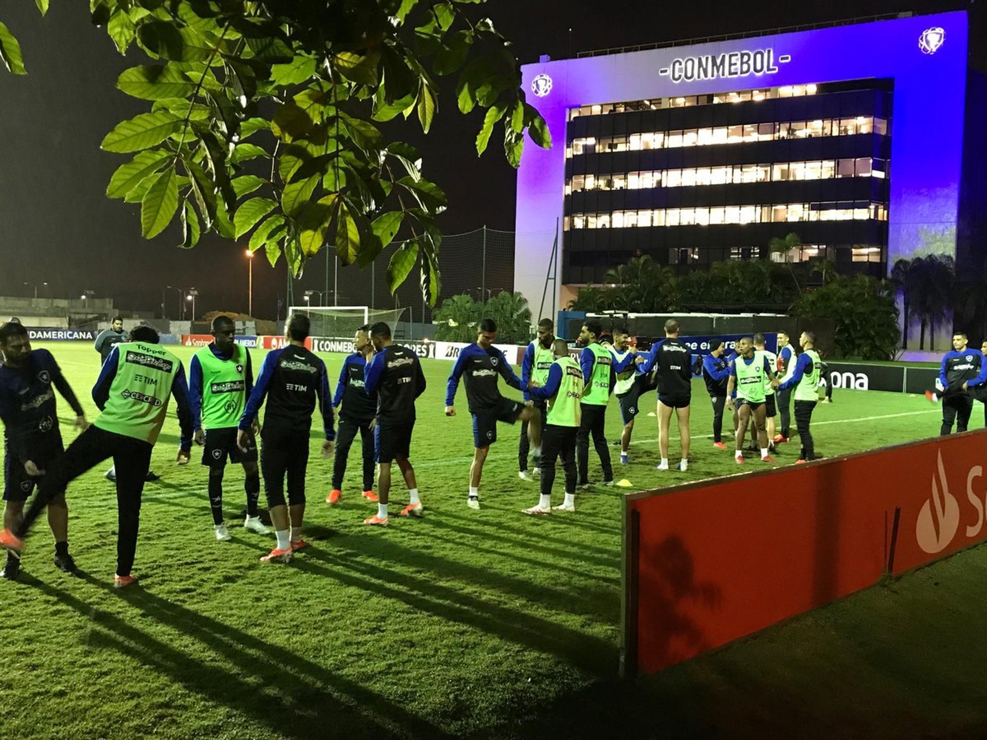 Treino do Botafogo - Paraguai