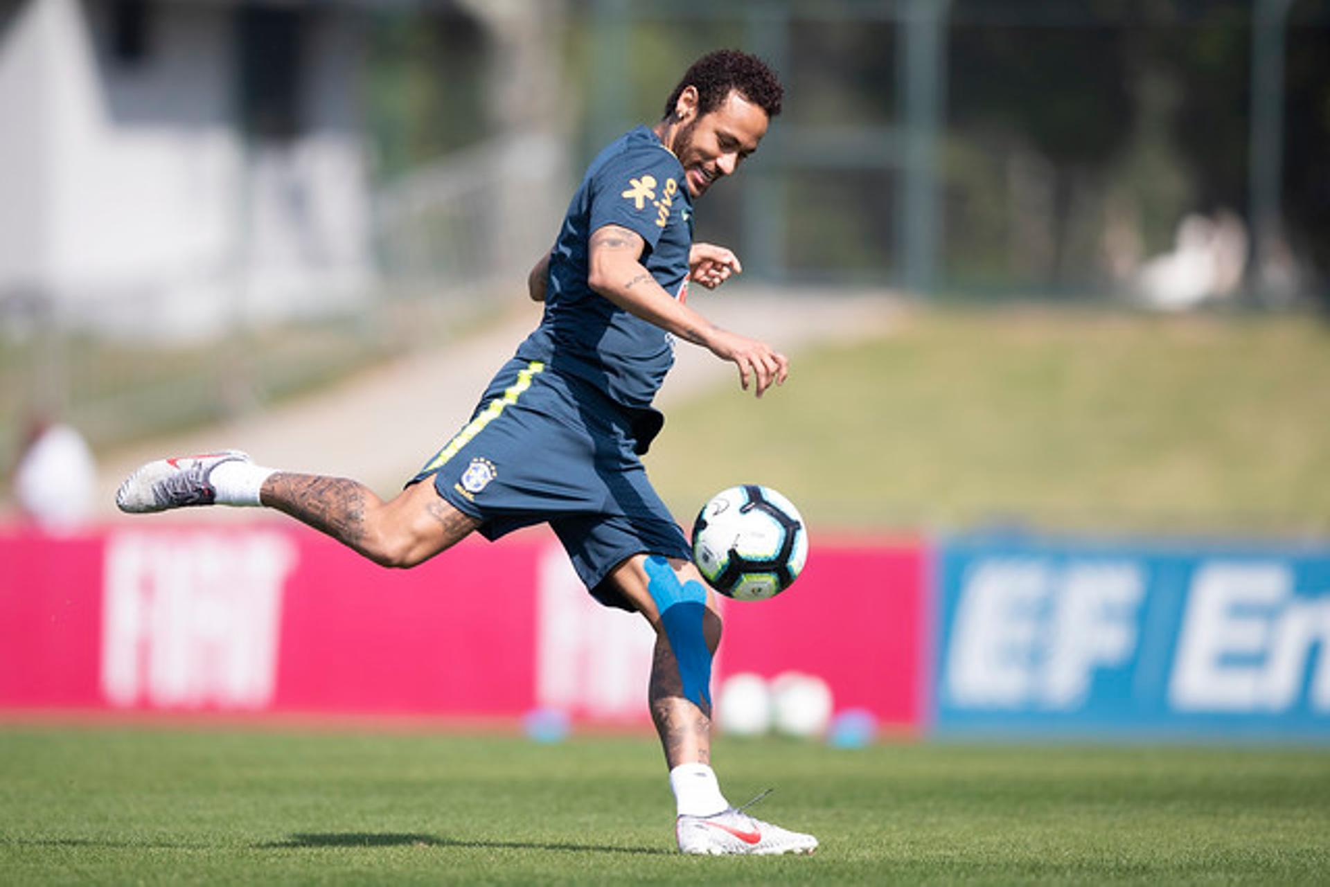 Neymar Treino Seleção 01/06