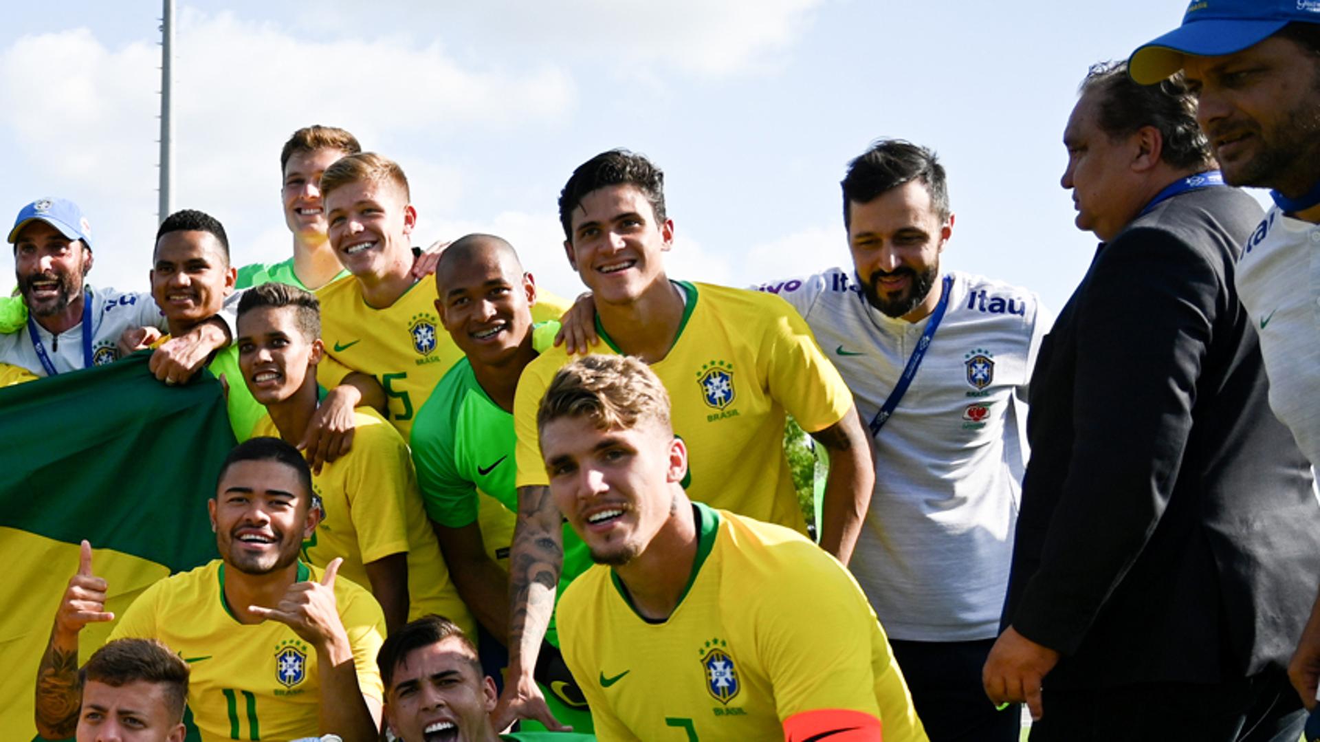 Brasil x Japão - Final Torneio de Toulon - Pedro