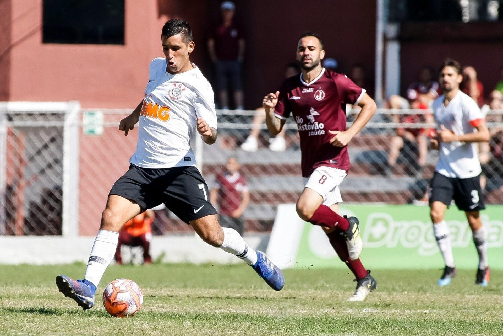 O Corinthians começou a Copa Paulista com derrota