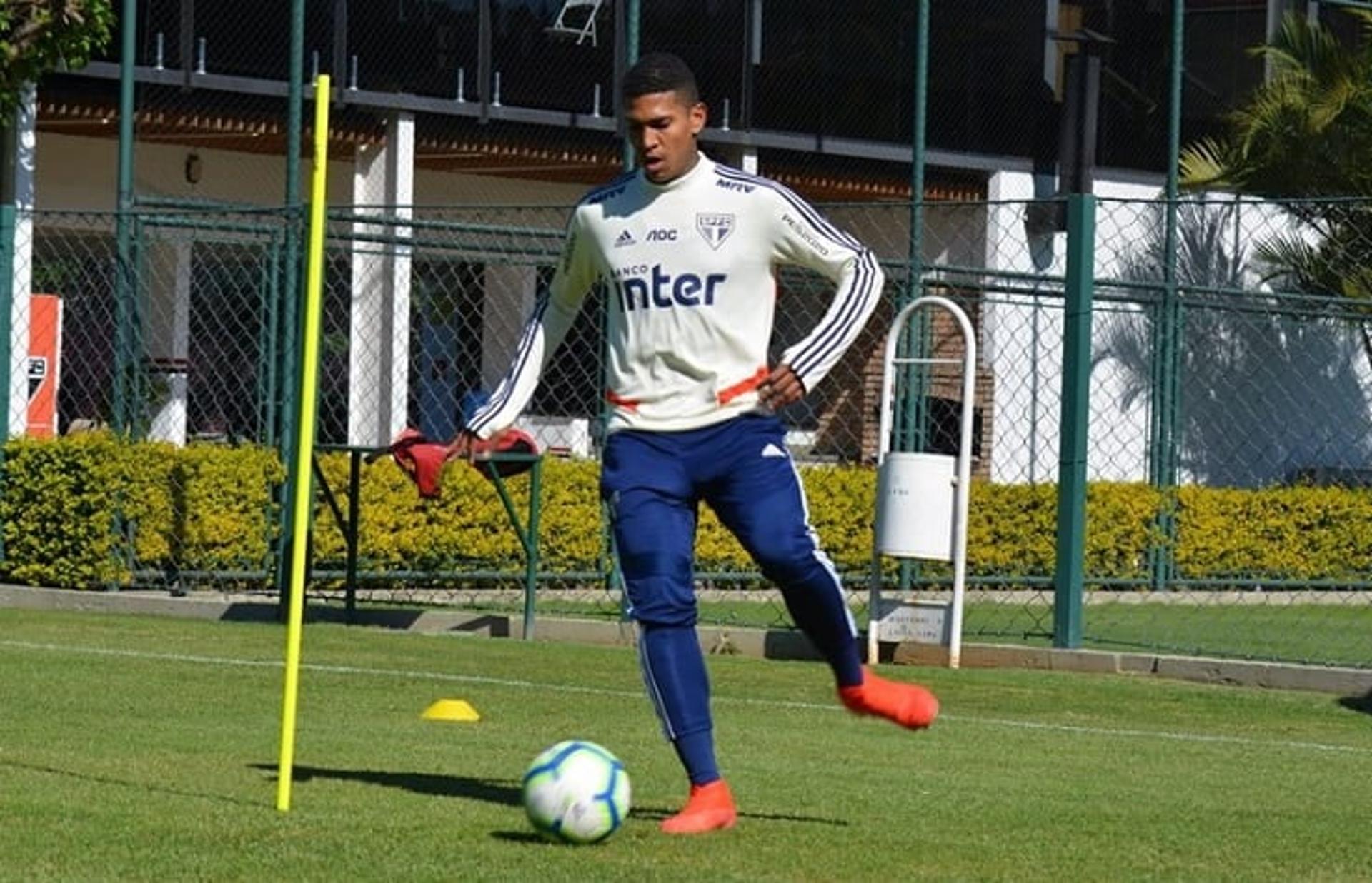 Raniel - Treino do São Paulo