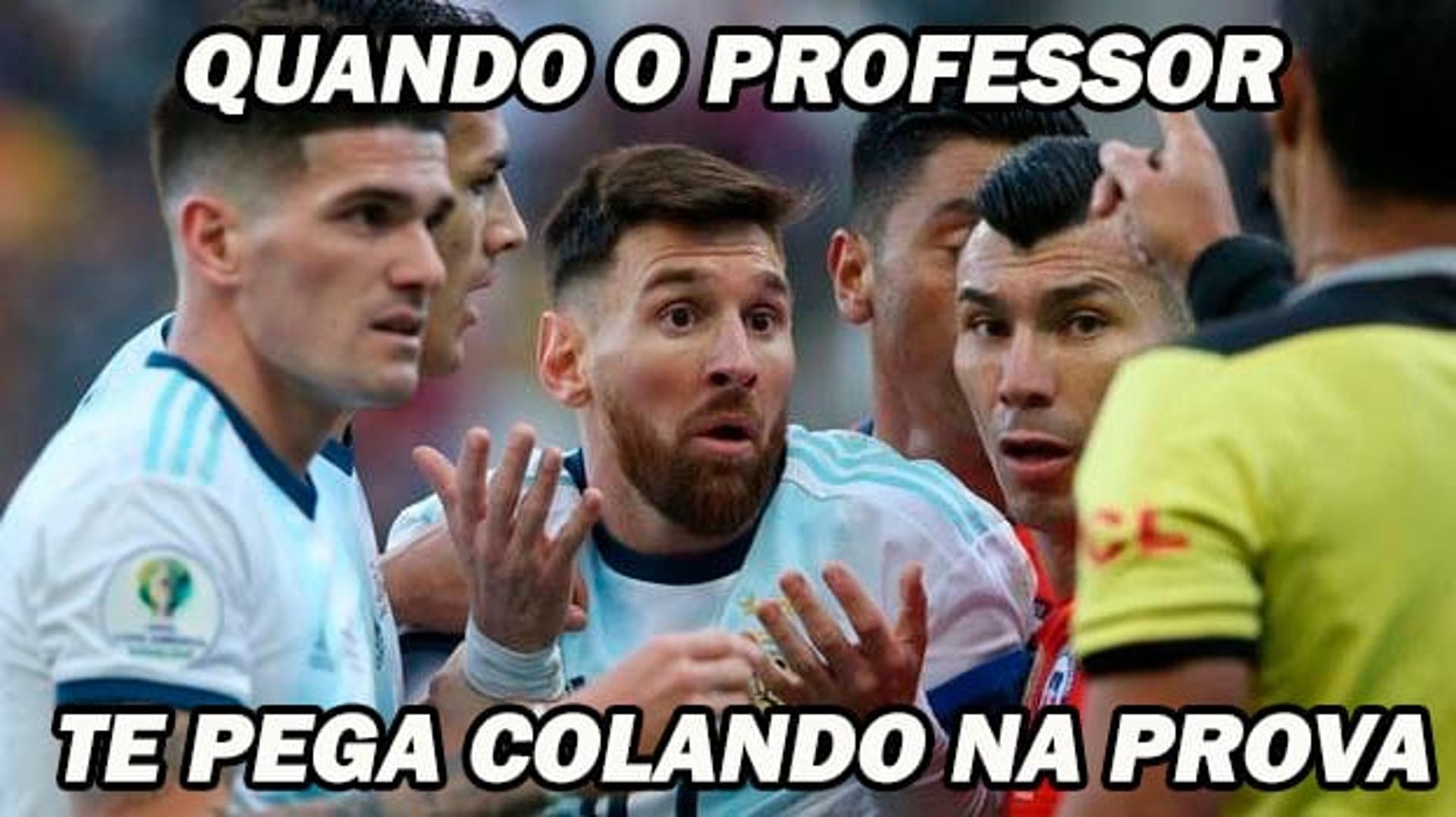 Copa América: Messi é expulso contra o Chile e vira meme