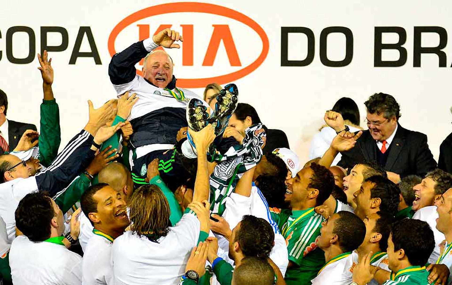 Felipão é considerado um treinador especialista na Copa do Brasil. No Palmeiras, o técnico possui duas conquistas, em 1998 e 2012, além ser o treinador com mais jogos no torneio pelo clube. O LANCE! mostra os excelentes números de Scolari no Verdão pelo mata mata nacional.&nbsp;