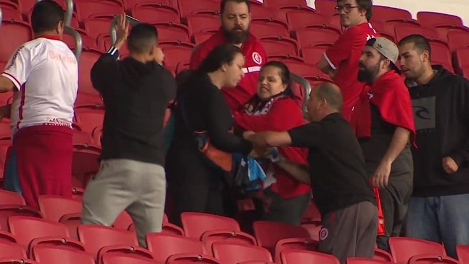 Torcedora do Grêmio e seu filho são hostilizados no Beira-Rio