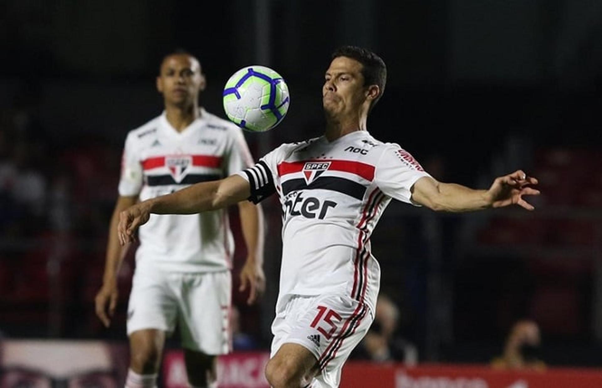 Hernanes - São Paulo x Chapecoense