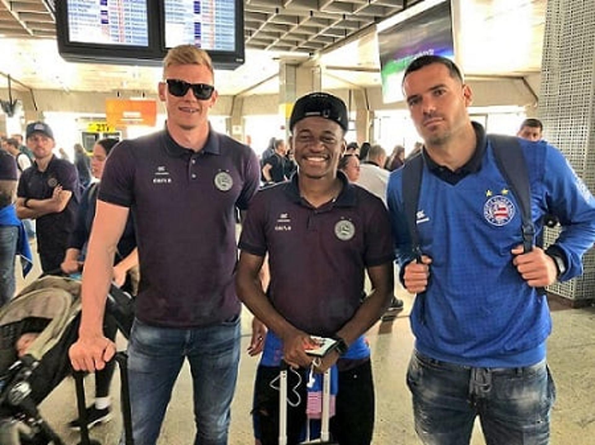 Delegação do Bahia no Aeroporto de Guarulhos