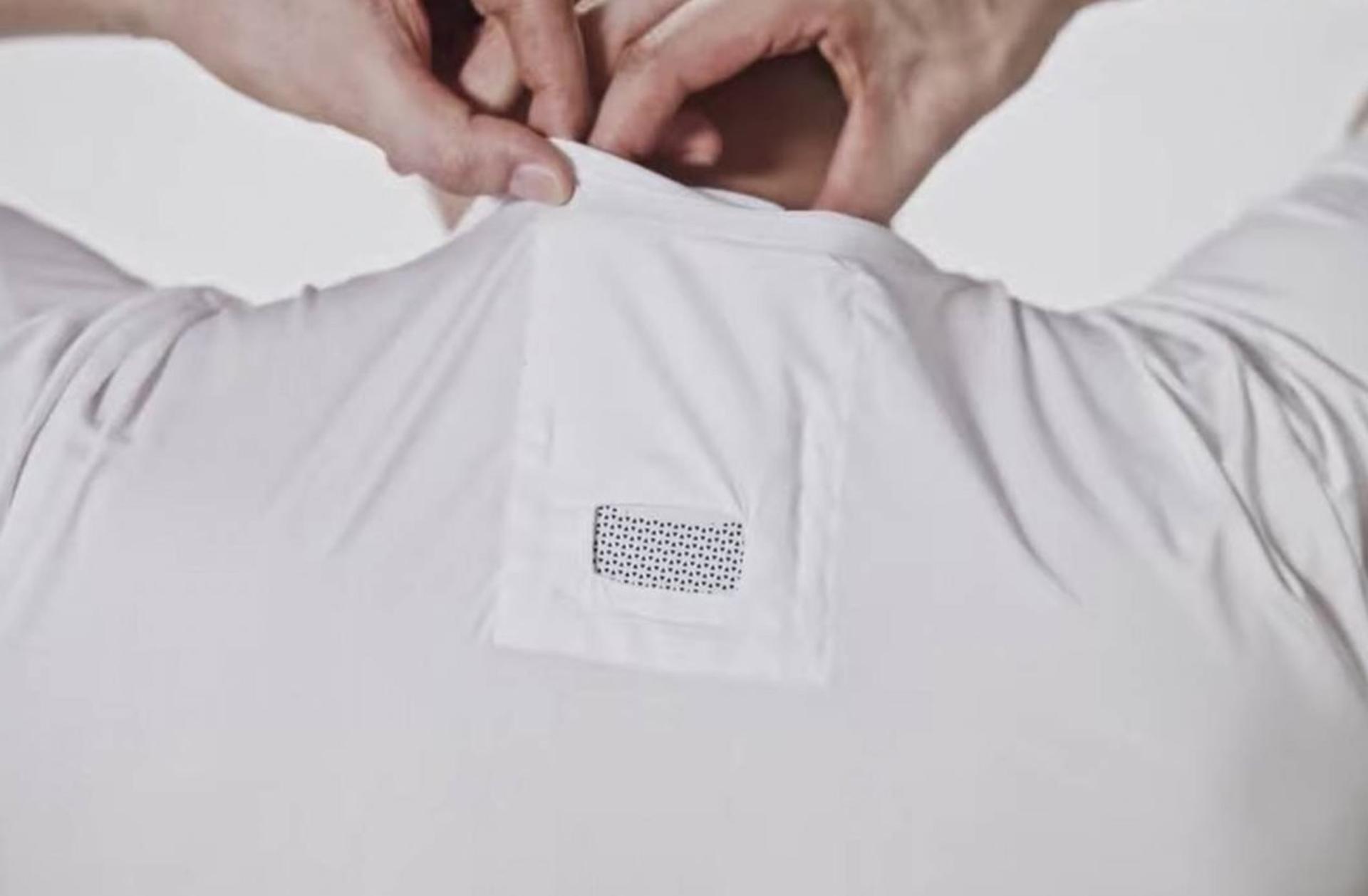 Reon Pocket, o gadget para diminuir ou aumentar a temperatira do corpo. (Divulgação)