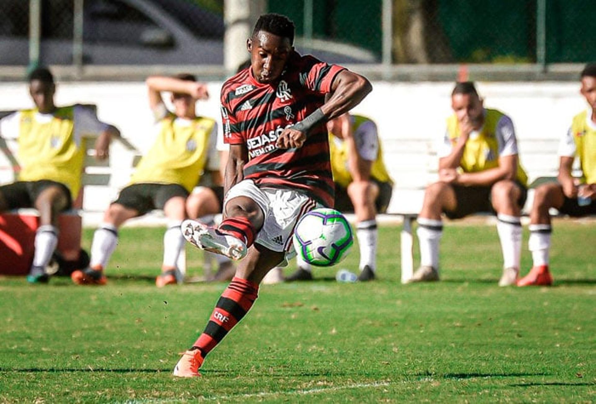 Flamengo x Ponte Preta - (Sub-20)