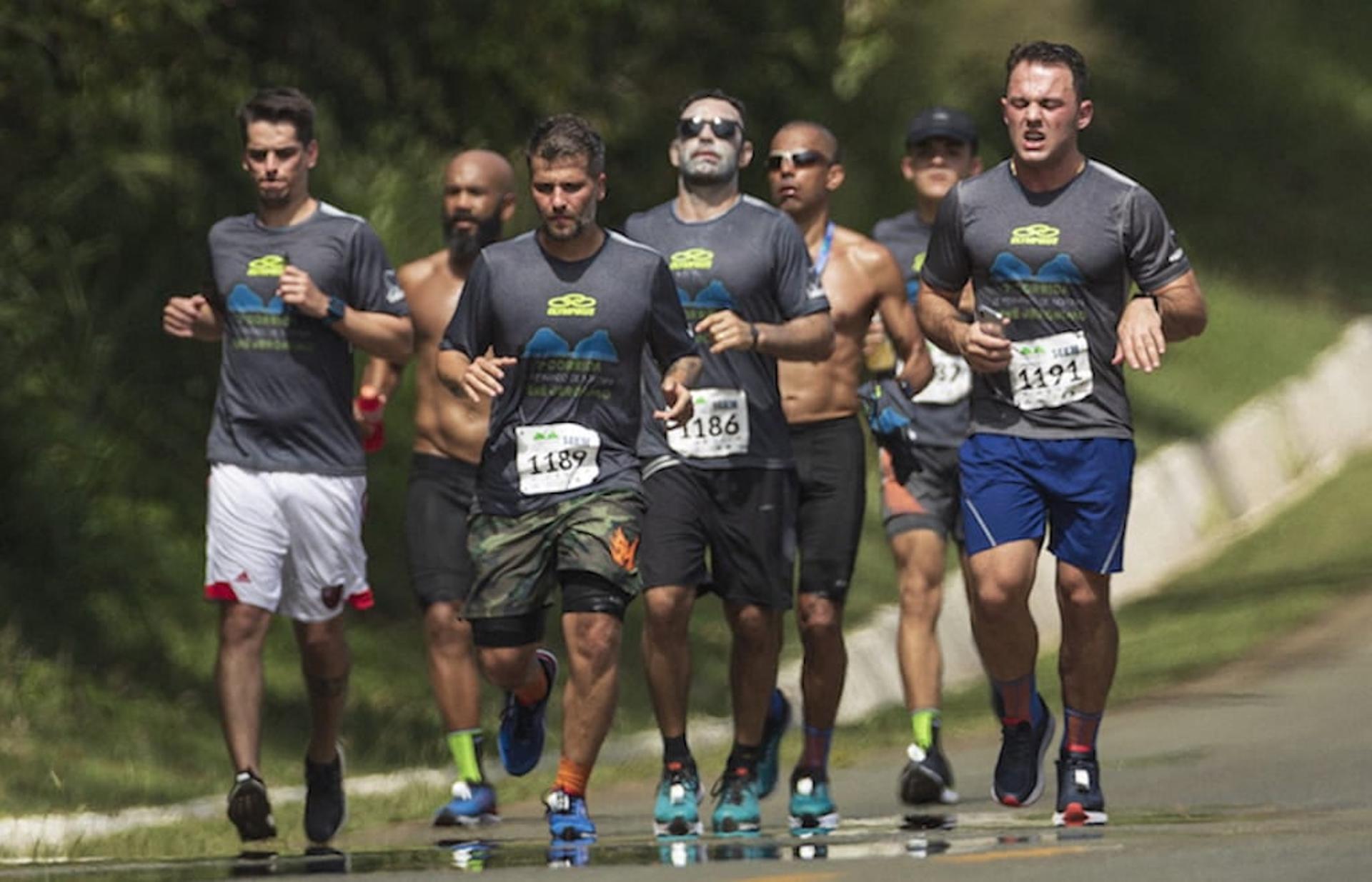 Bruno Gagliasso na Corrida Renê Jerônimo de 2018. O ator vai correr novamente os 15km este ano/Divulgação