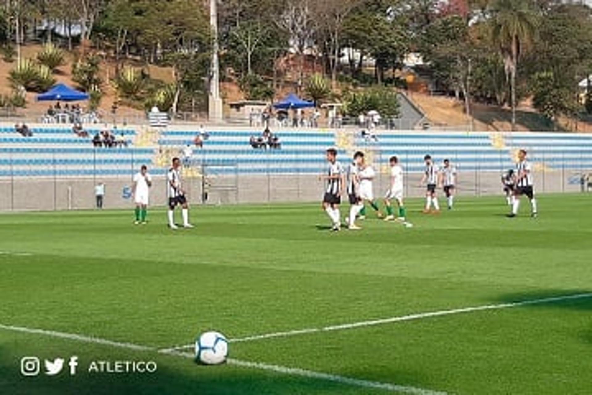 O Galo superou o Coelho na tarde desta quarta-feira, em Belo Horizonte