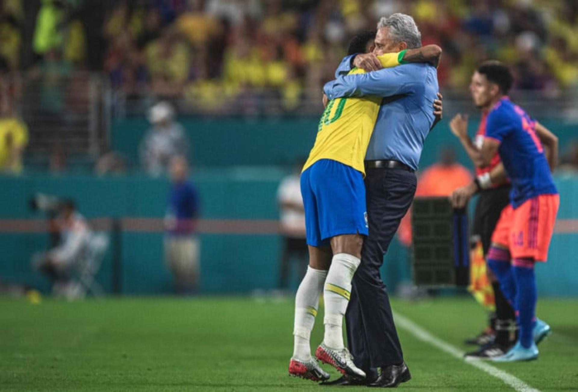 Brasil x Colômbia - Neymar e Tite