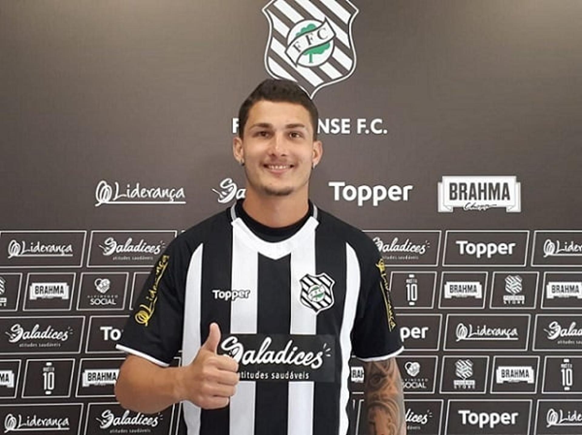 Danilo Boza em apresentação no Figueirense