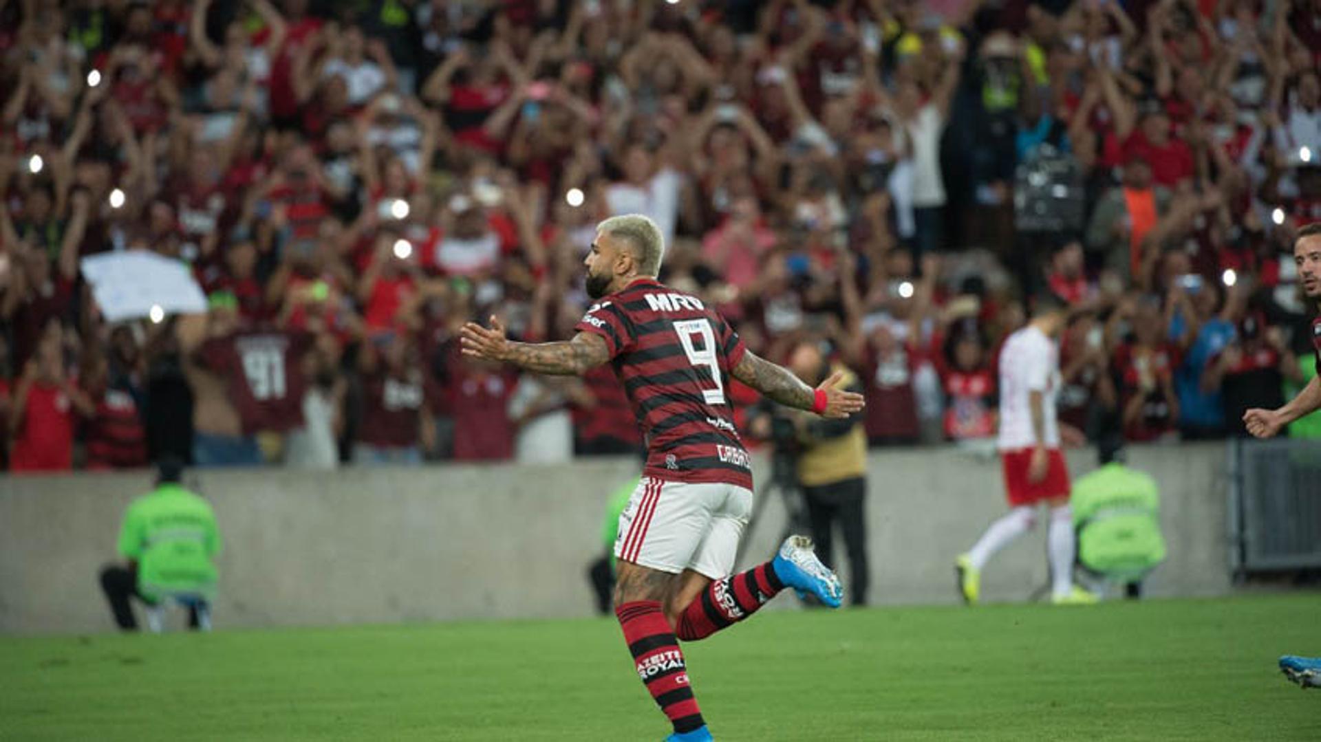 Confira a seguir a galeria especial do LANCE! com as imagens da vitória do Flamengo sobre o Internacional