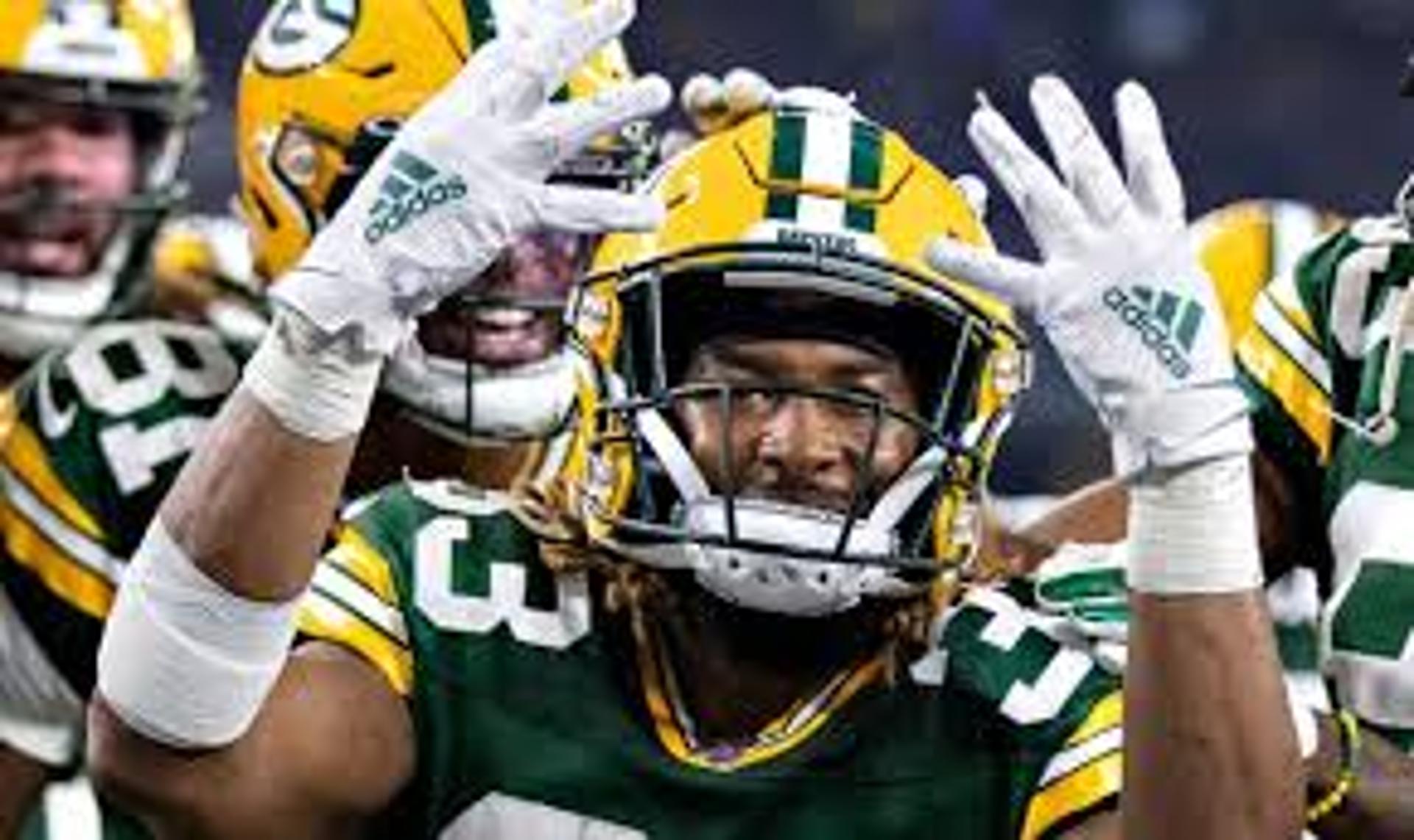 RB Aaron Jones