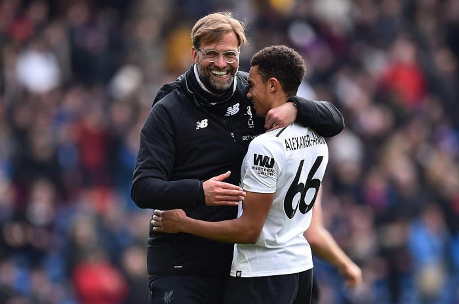 Alexander-Arnold e Klopp