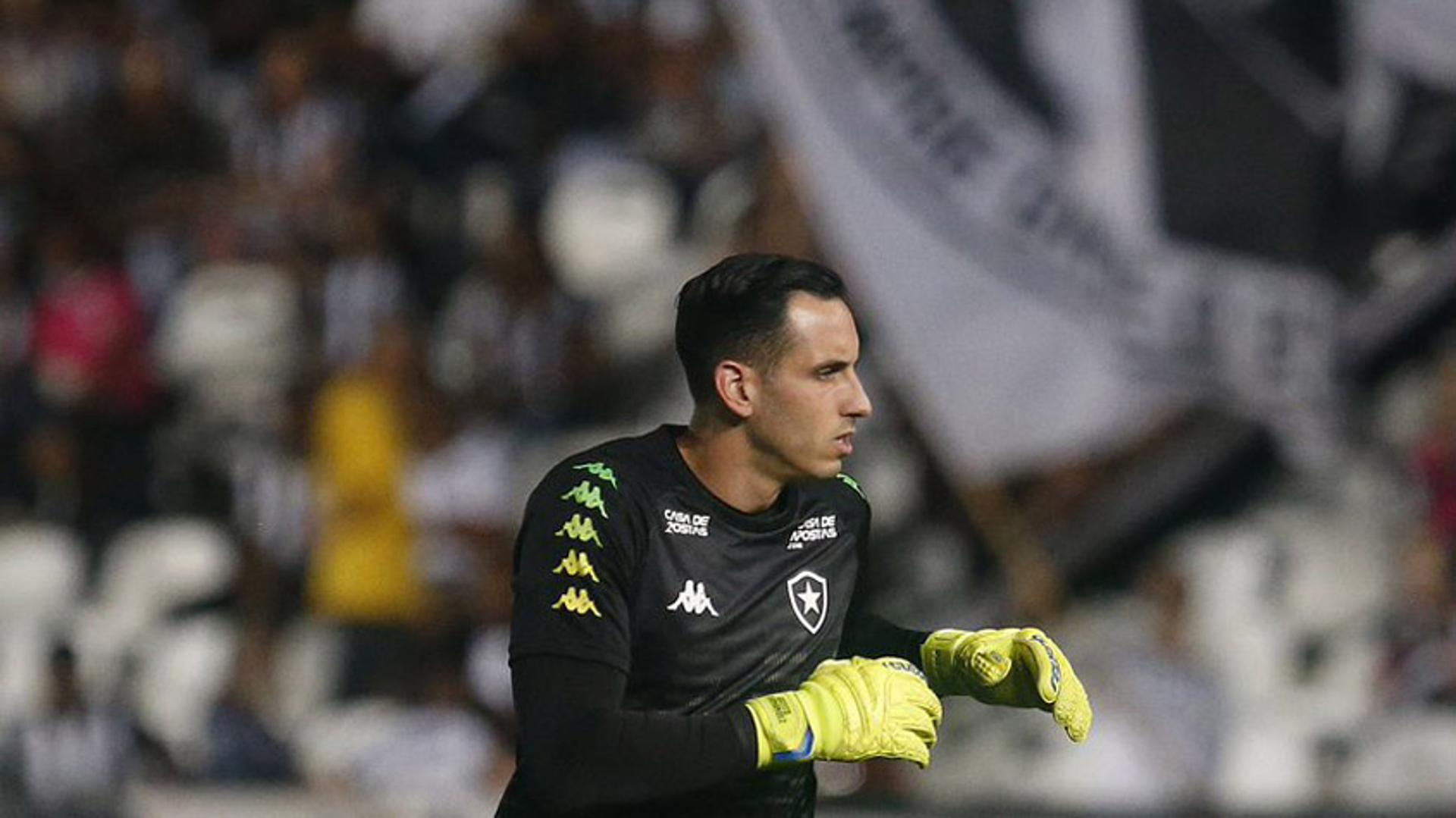 Botafogo x CSA - Gatito no aquecimento