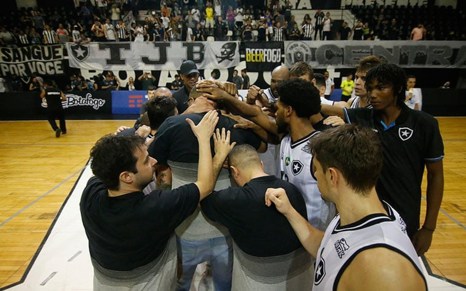 Basquete - Botafogo