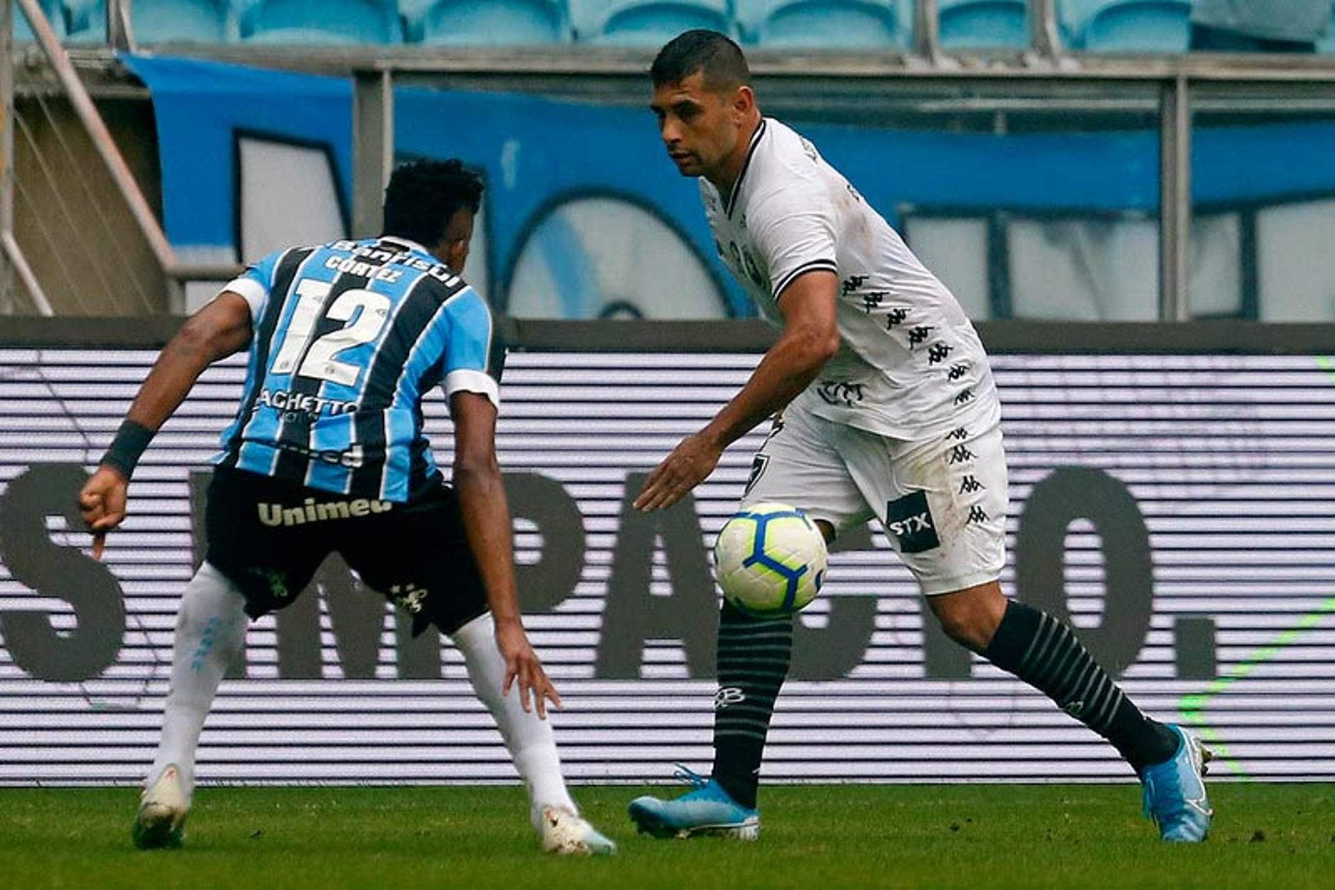 Grêmio x Botafogo - Diego Souza