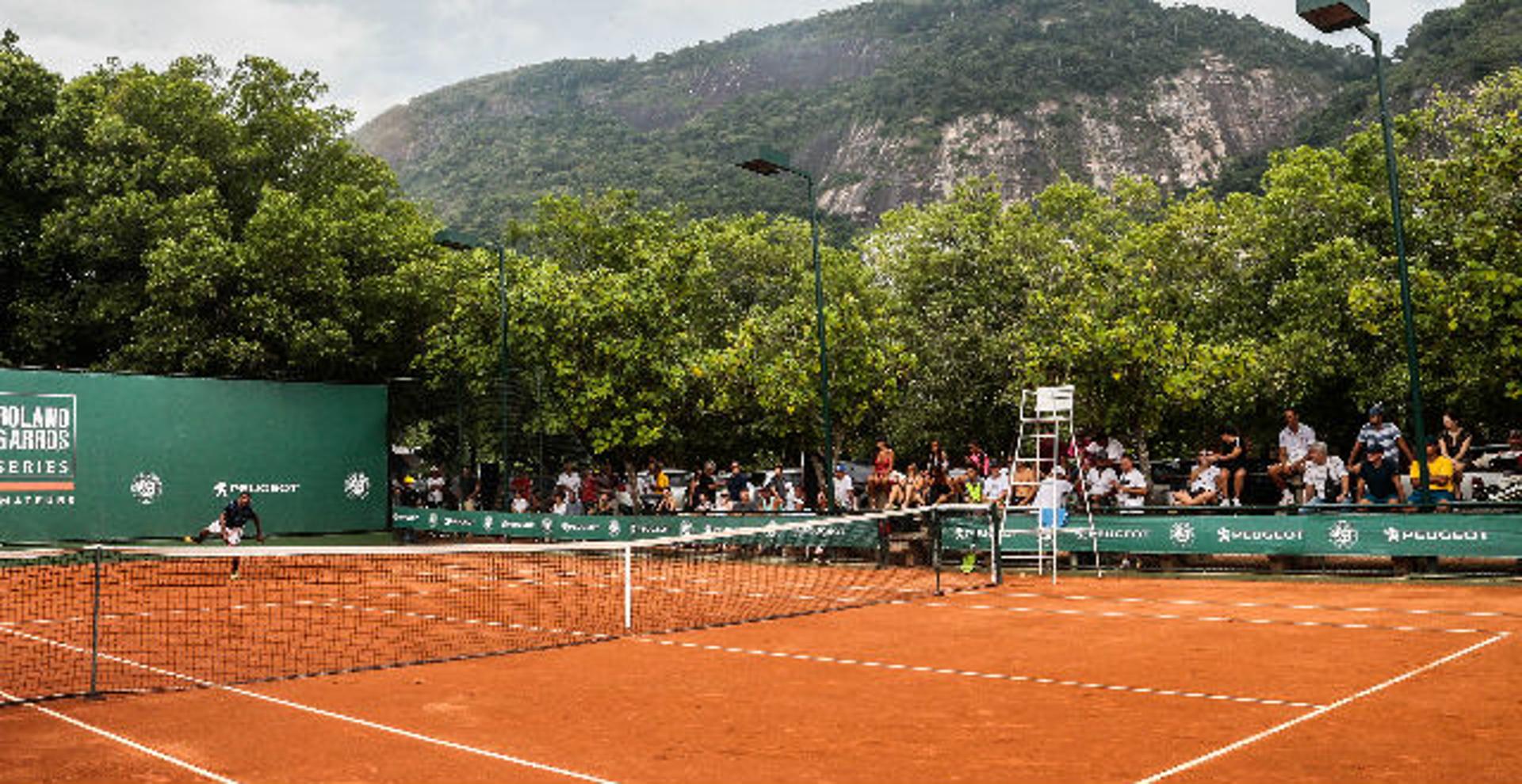 Amador Roland Garros