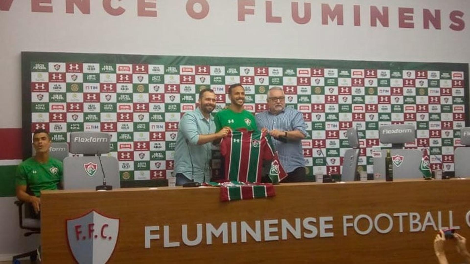 aPRESENTAÇÃO YAGO FLUMENSENSE