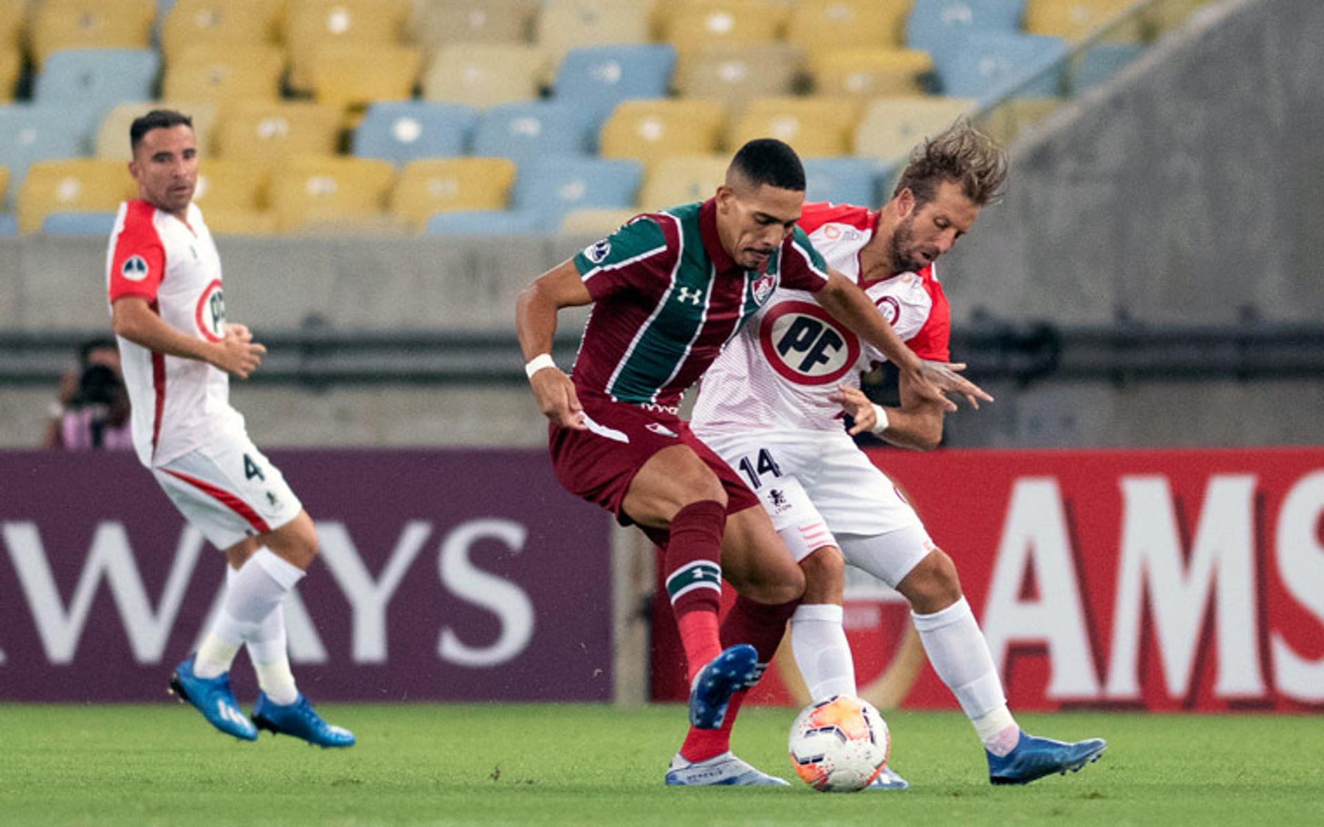 Fluminense x Unión La Calera - Disputa