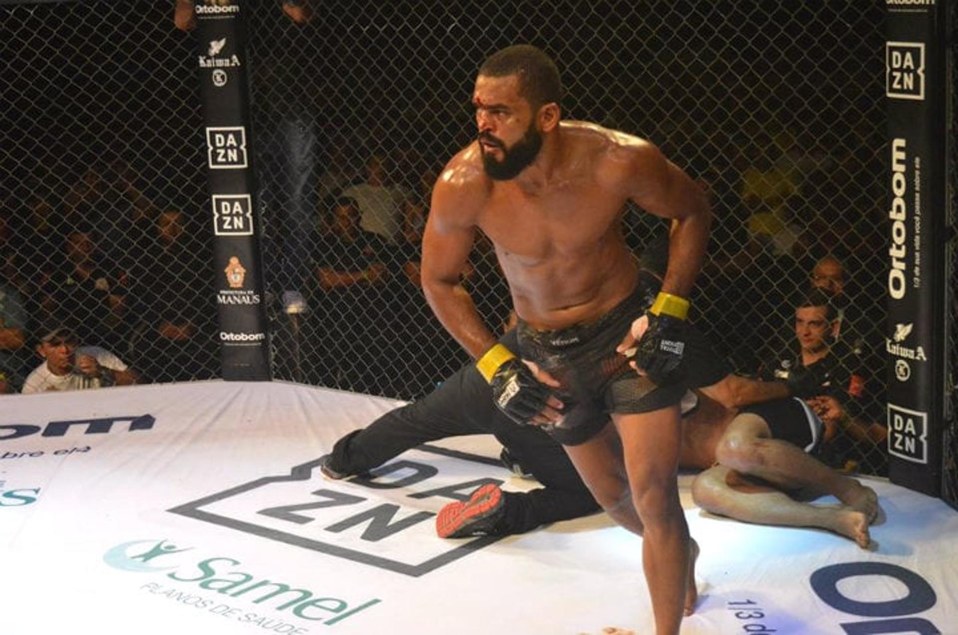 Anderson “Astro da Maldade” busca a sua segunda vitória no Jungle Fight (Foto: Leonardo Fabri)