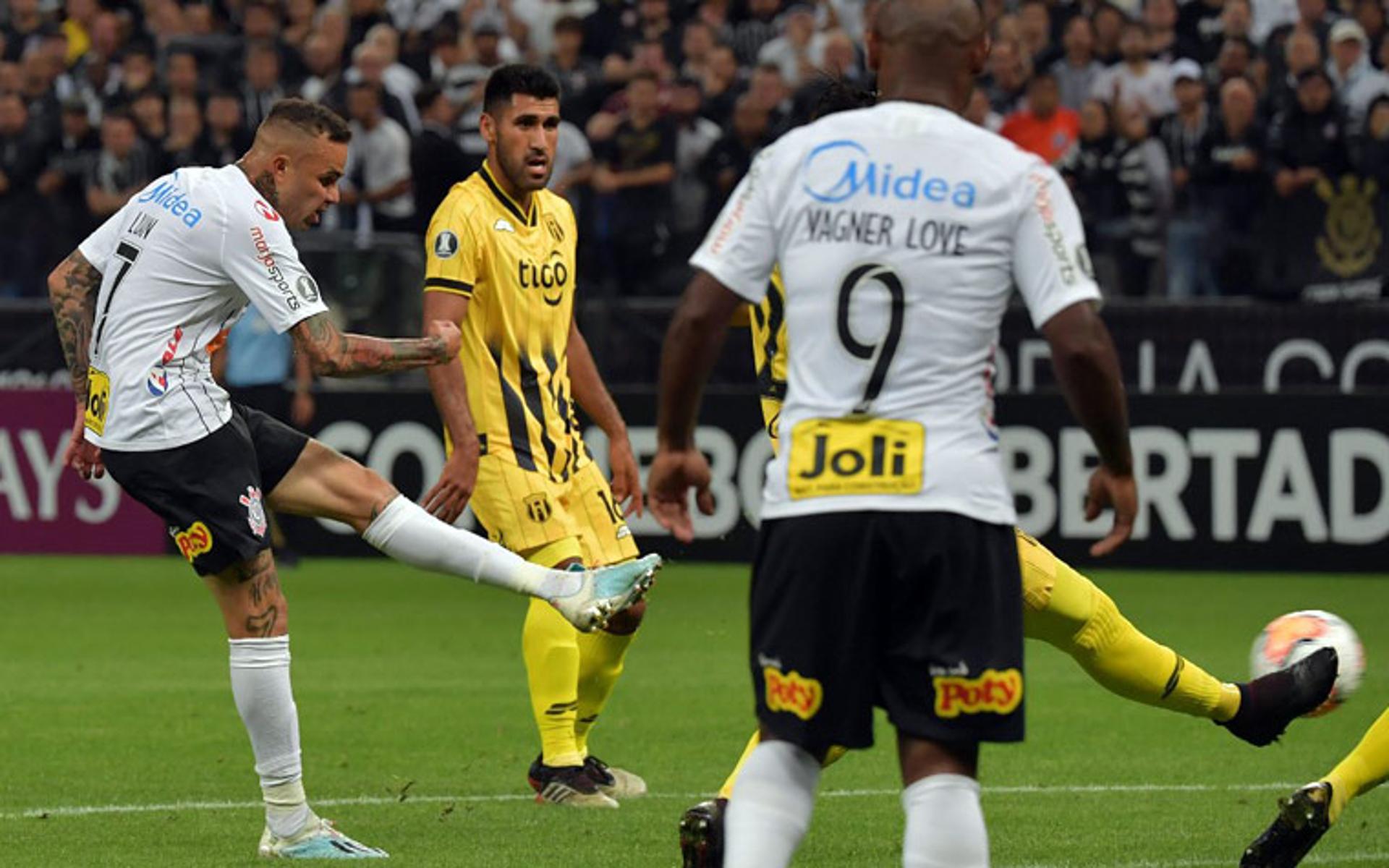 Corinthians x Guaraní-PAR - Disputa