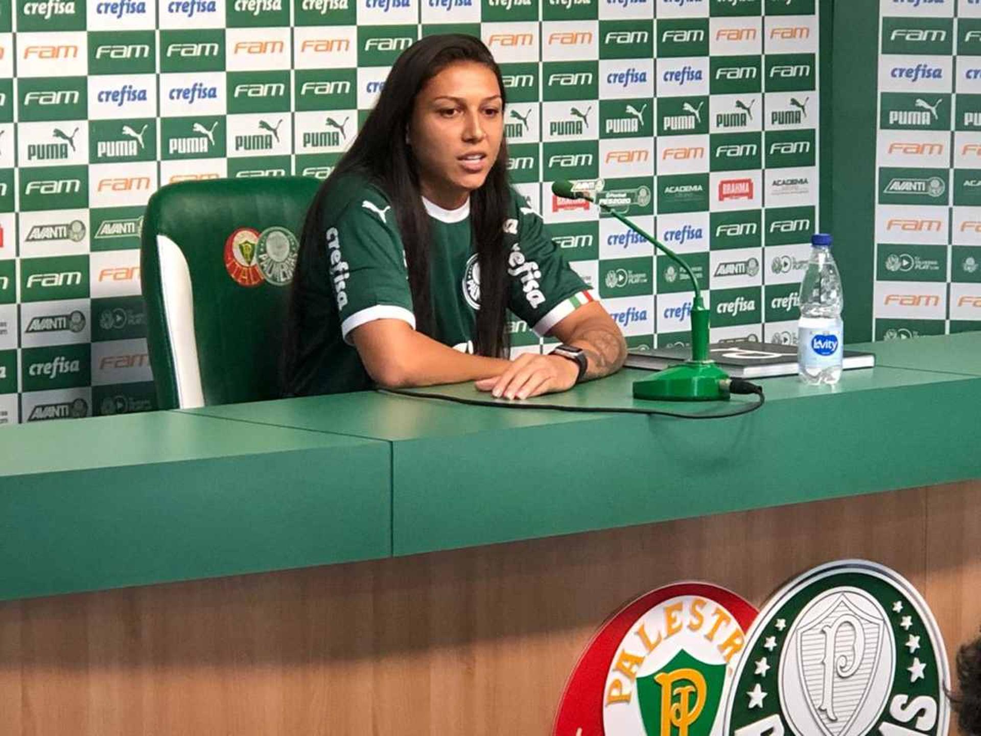 Bia Zaneratto Palmeiras