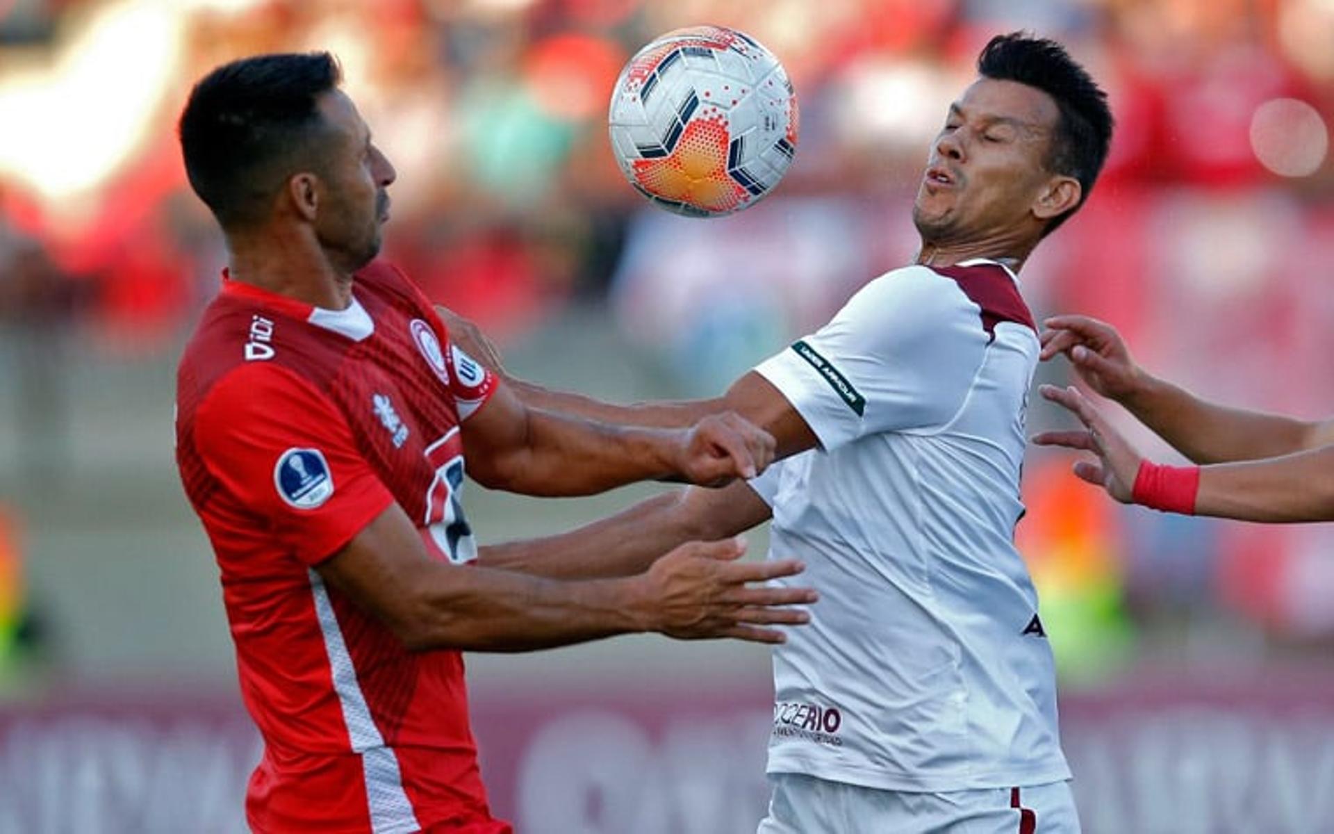 Unión La Calera x Fluminense - Disputa