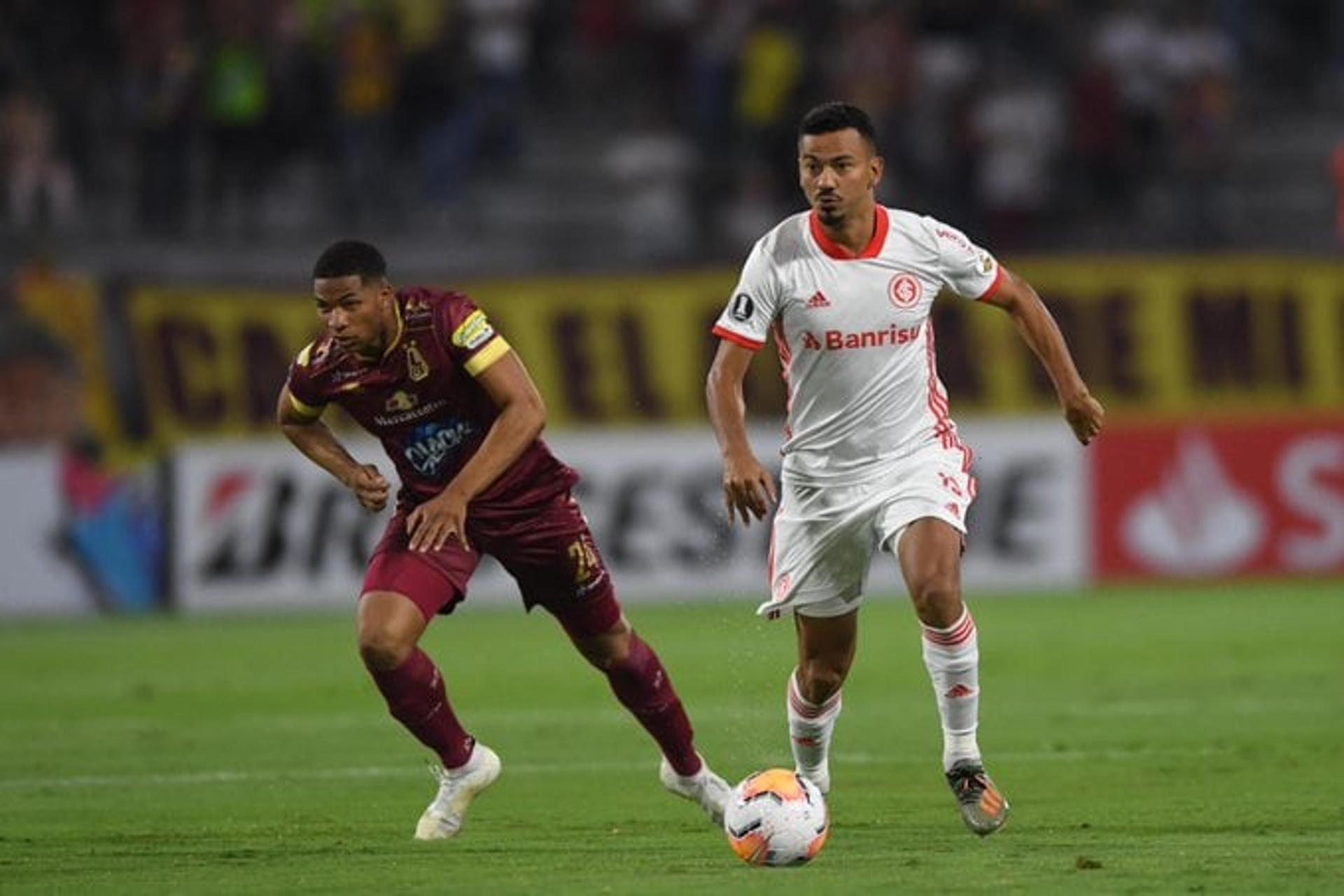 Tolima x Internacional - Robles e Rodrigo Lindoso