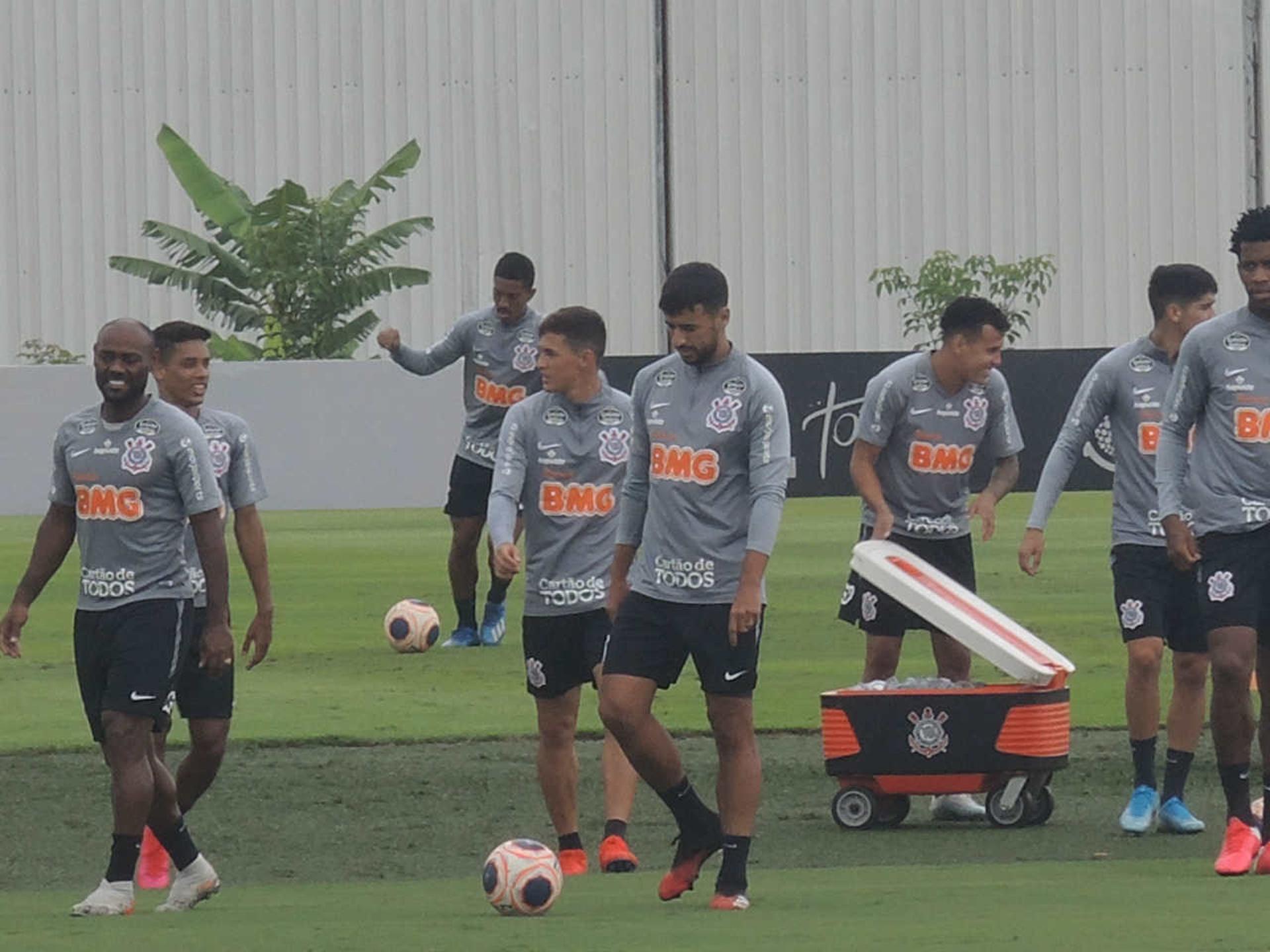 Sábado, o Corinthians mede forças contra o Água Santa