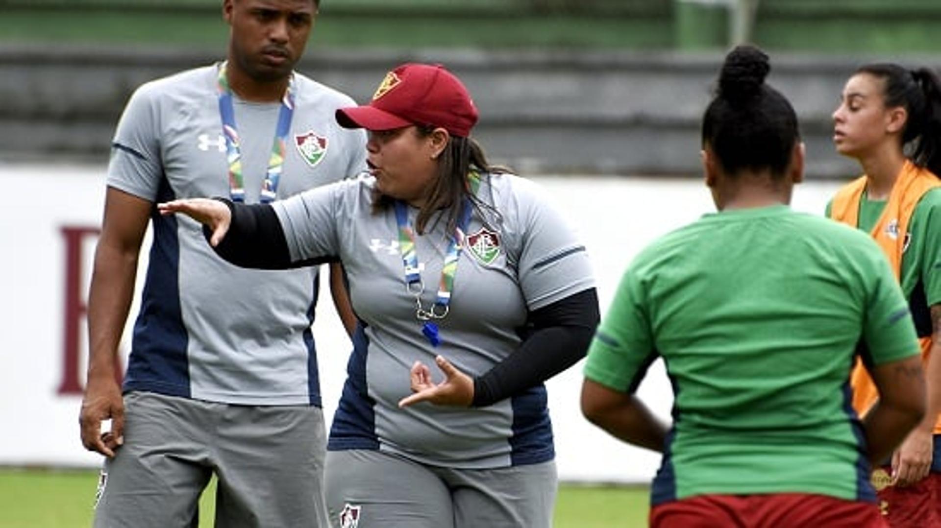 Thaissan Passos - treinadora do Fluminense feminino