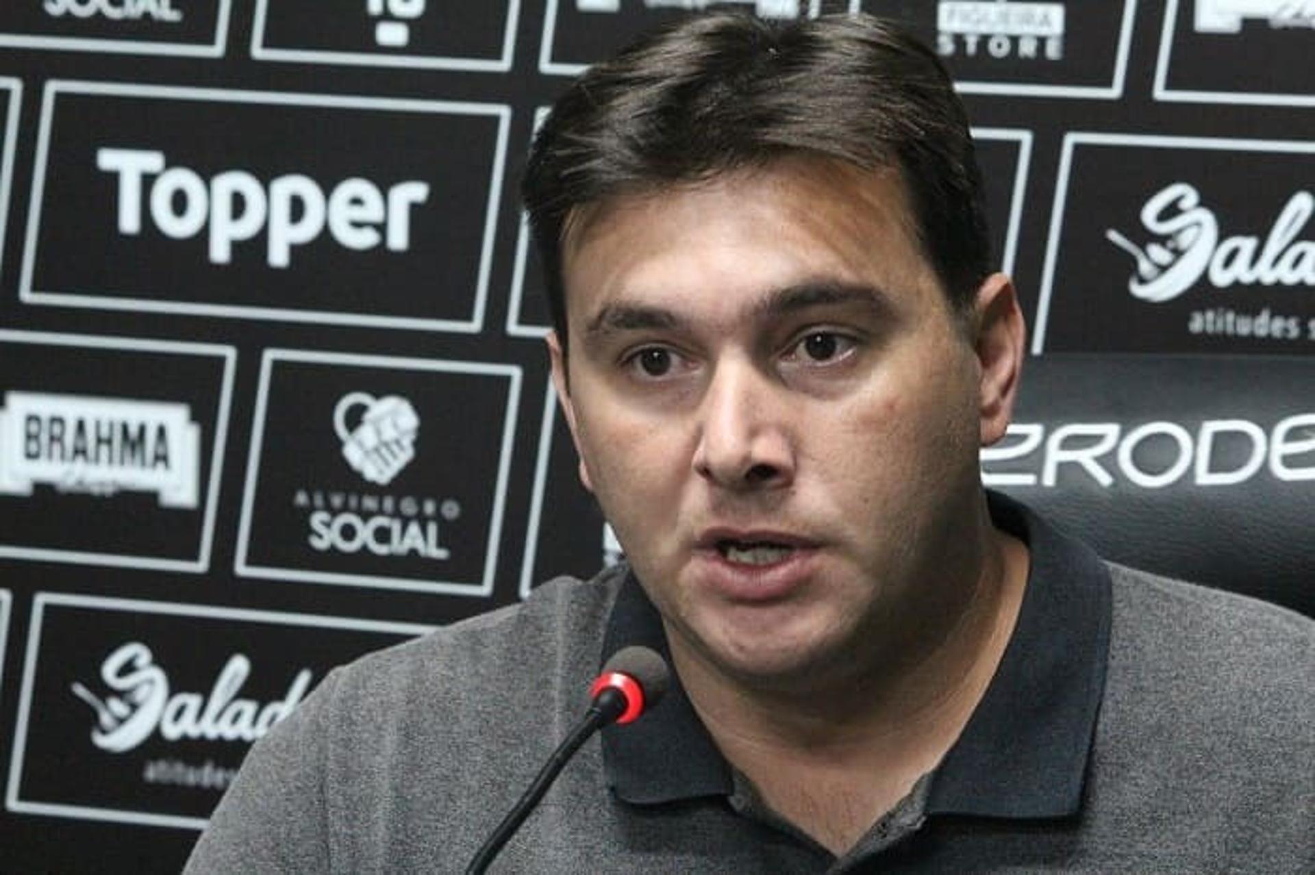 Felipe Gil, coordenador de futebol do Figueirense