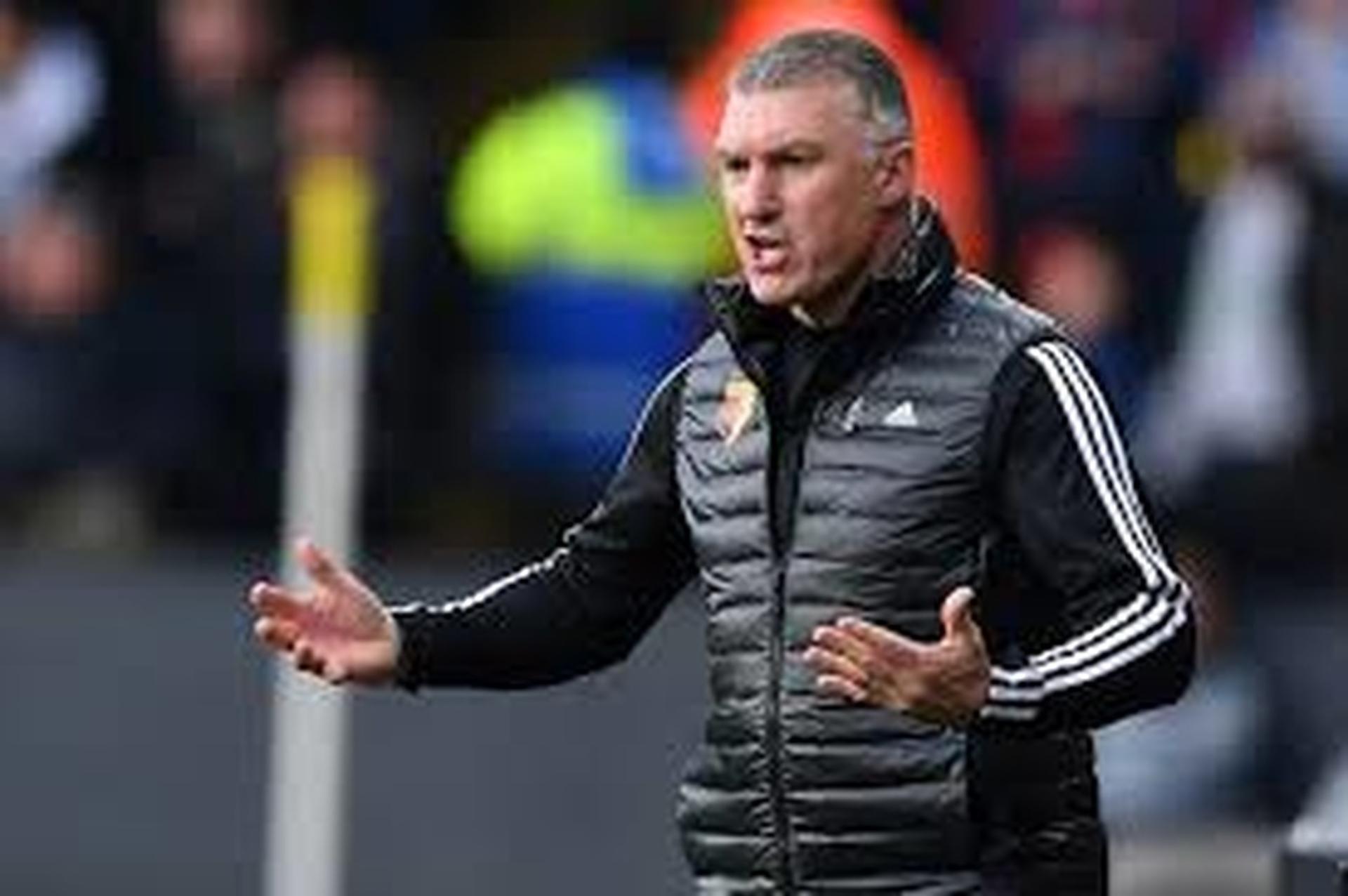 Nigel Pearson teme retorno na Premier League