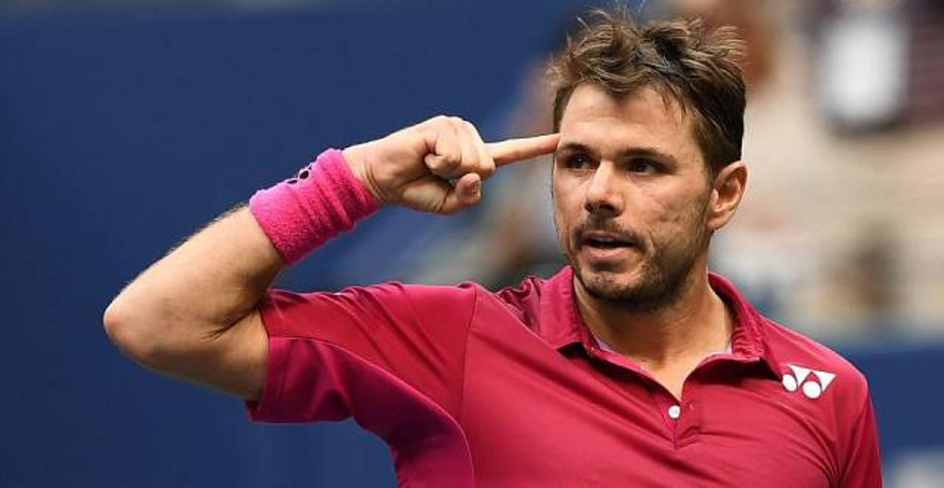 Stan Wawrinka em seu gesto para enfatizar lado mental de jogo