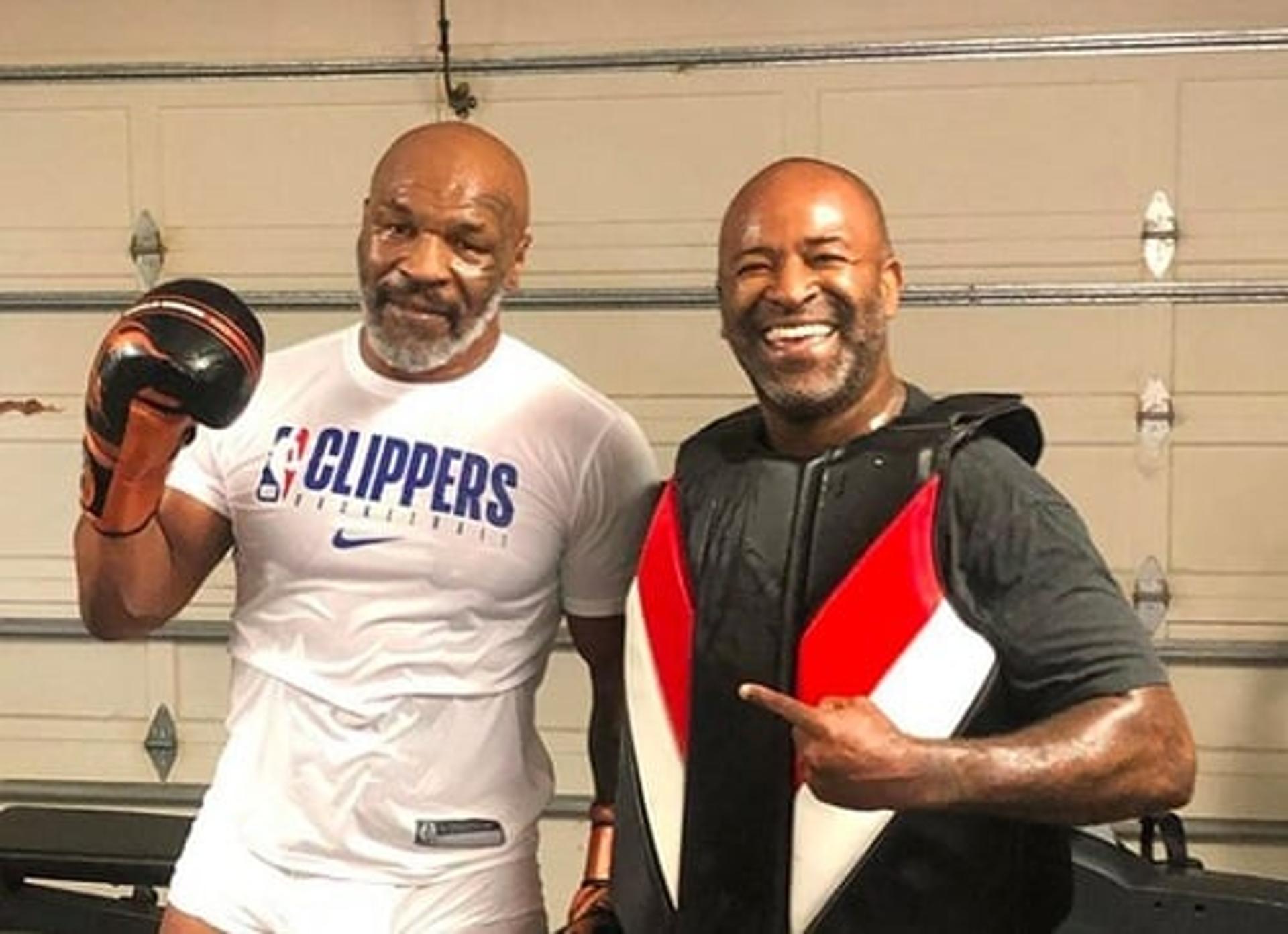 Rafael Cordeiro vem ajudando na preparação de Mike Tyson (Foto: Reprodução/ Instagram/@kingsmma_hb)