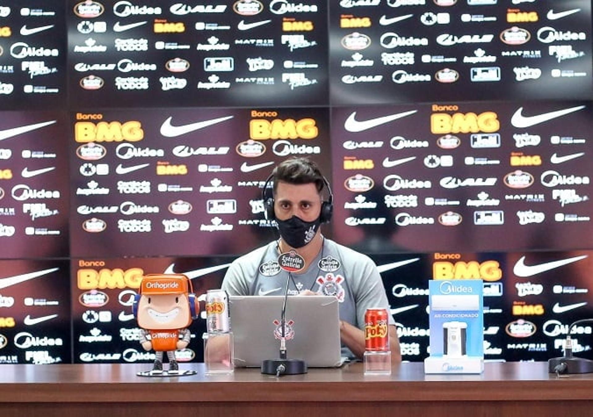 Coletiva - Danilo Avelar - Corinthians