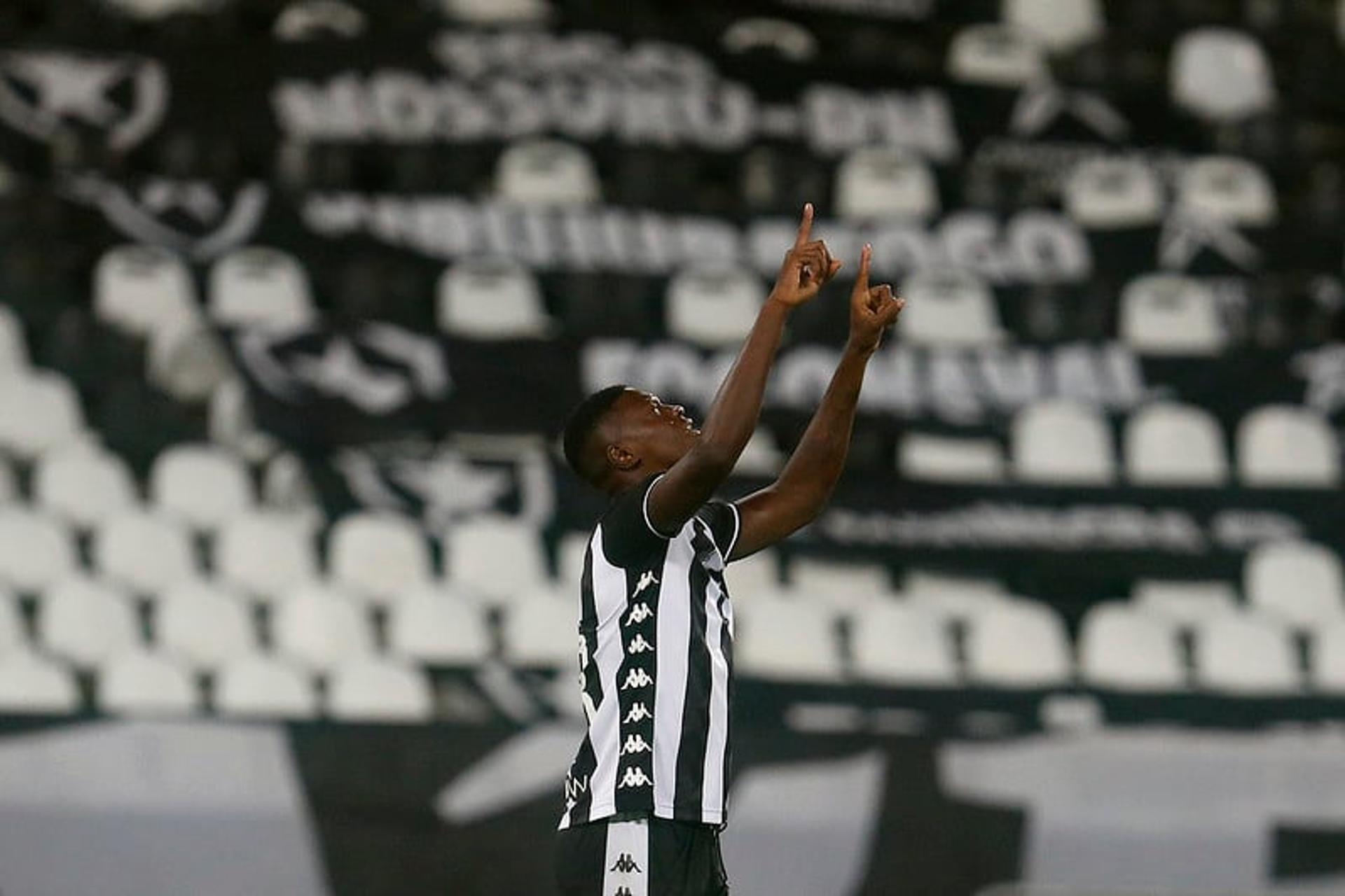 Matheus Babi - Botafogo