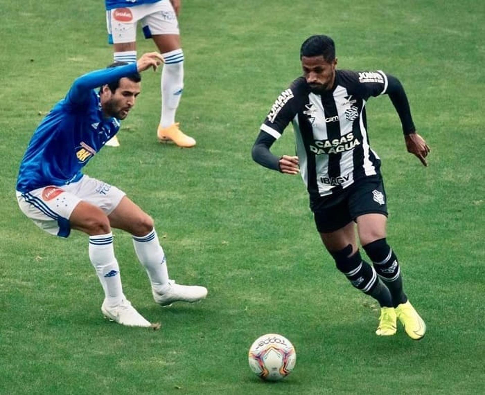 Figueirense x Cruzeiro - Diego Gonçalves