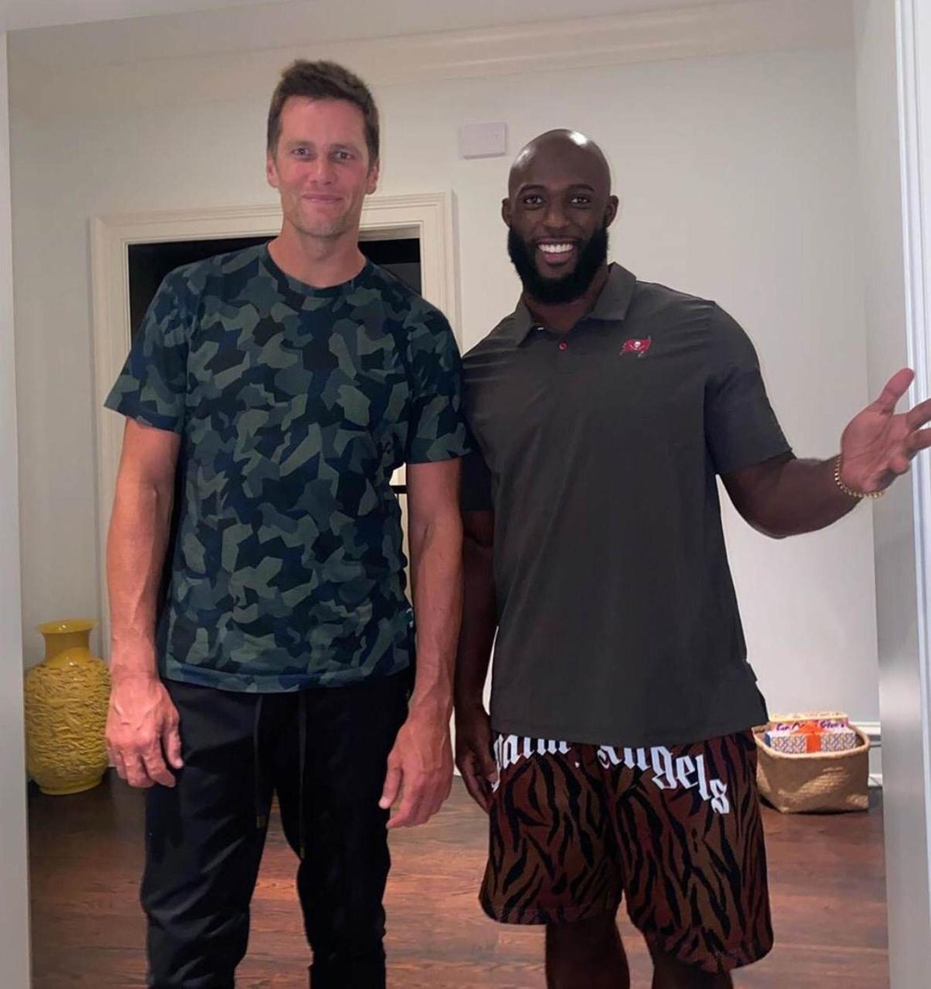 Leonard Fournette e Tom Brady