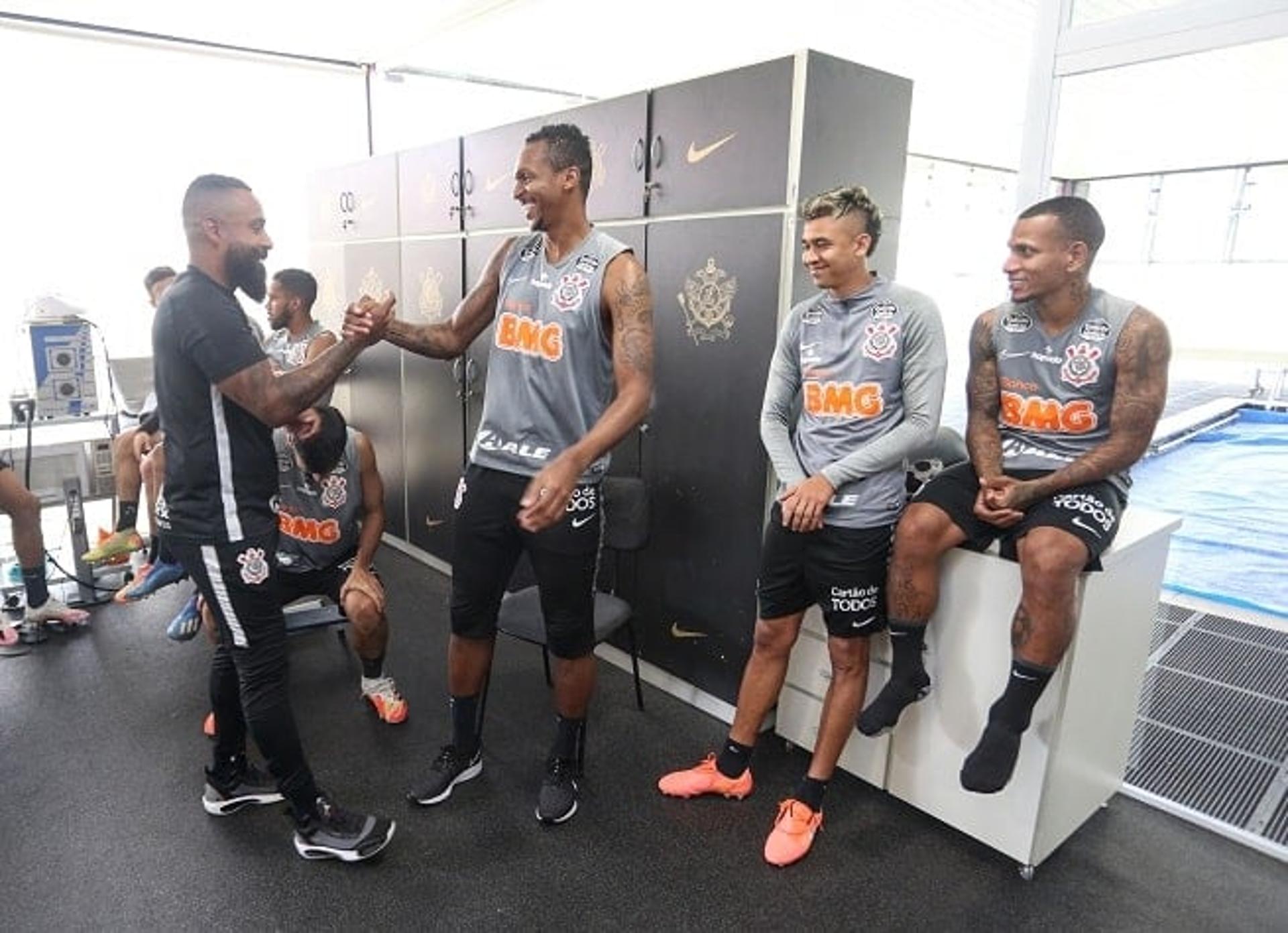 Dyego Coelho e Jô - Treino Corinthians