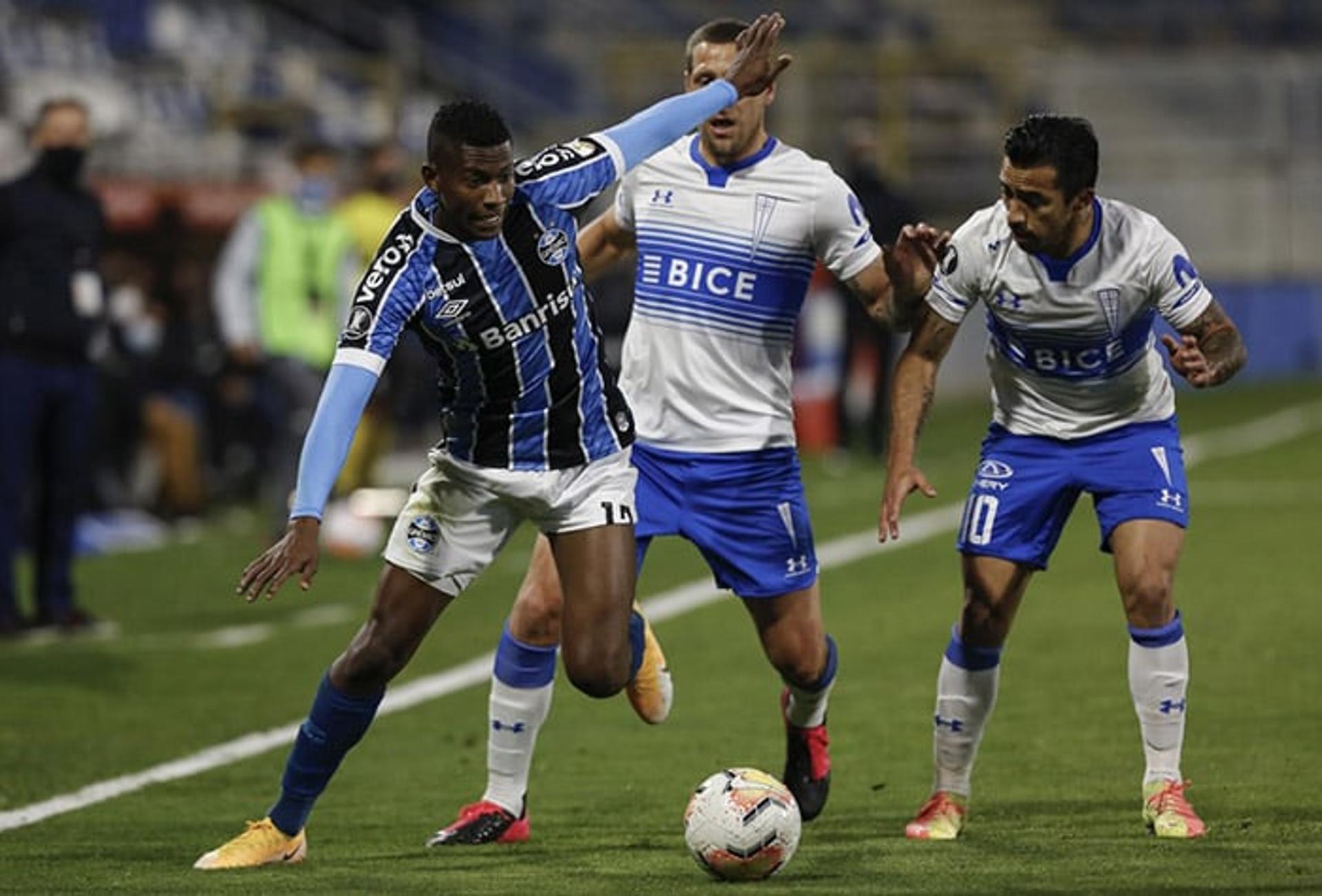 Universidade Católica x Grêmio - Disputa