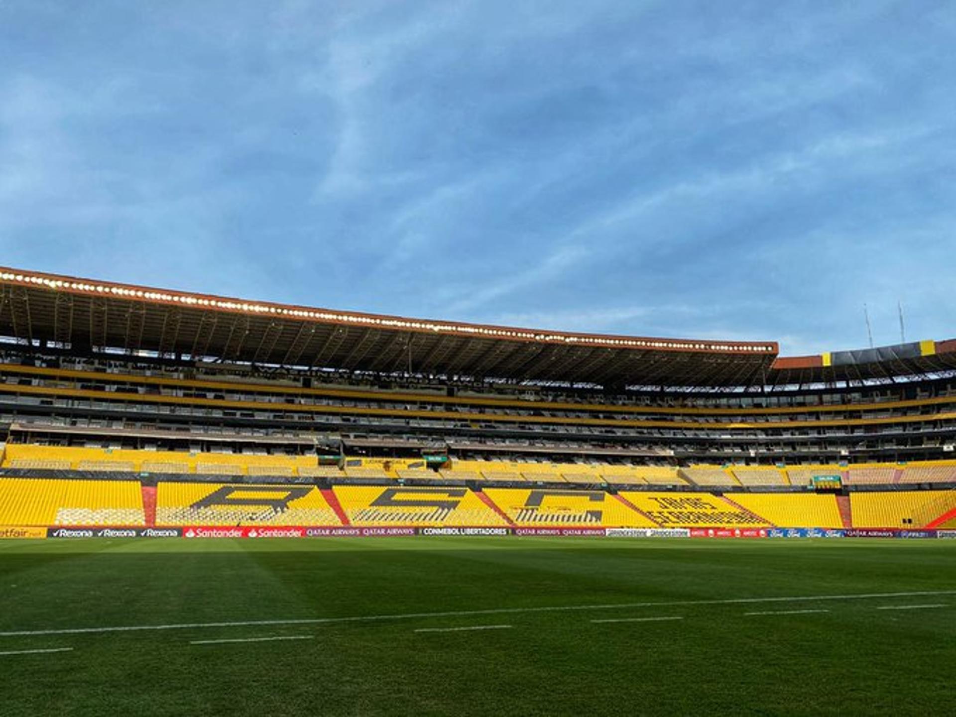 Barcelona-EQU x Flamengo - Monumental